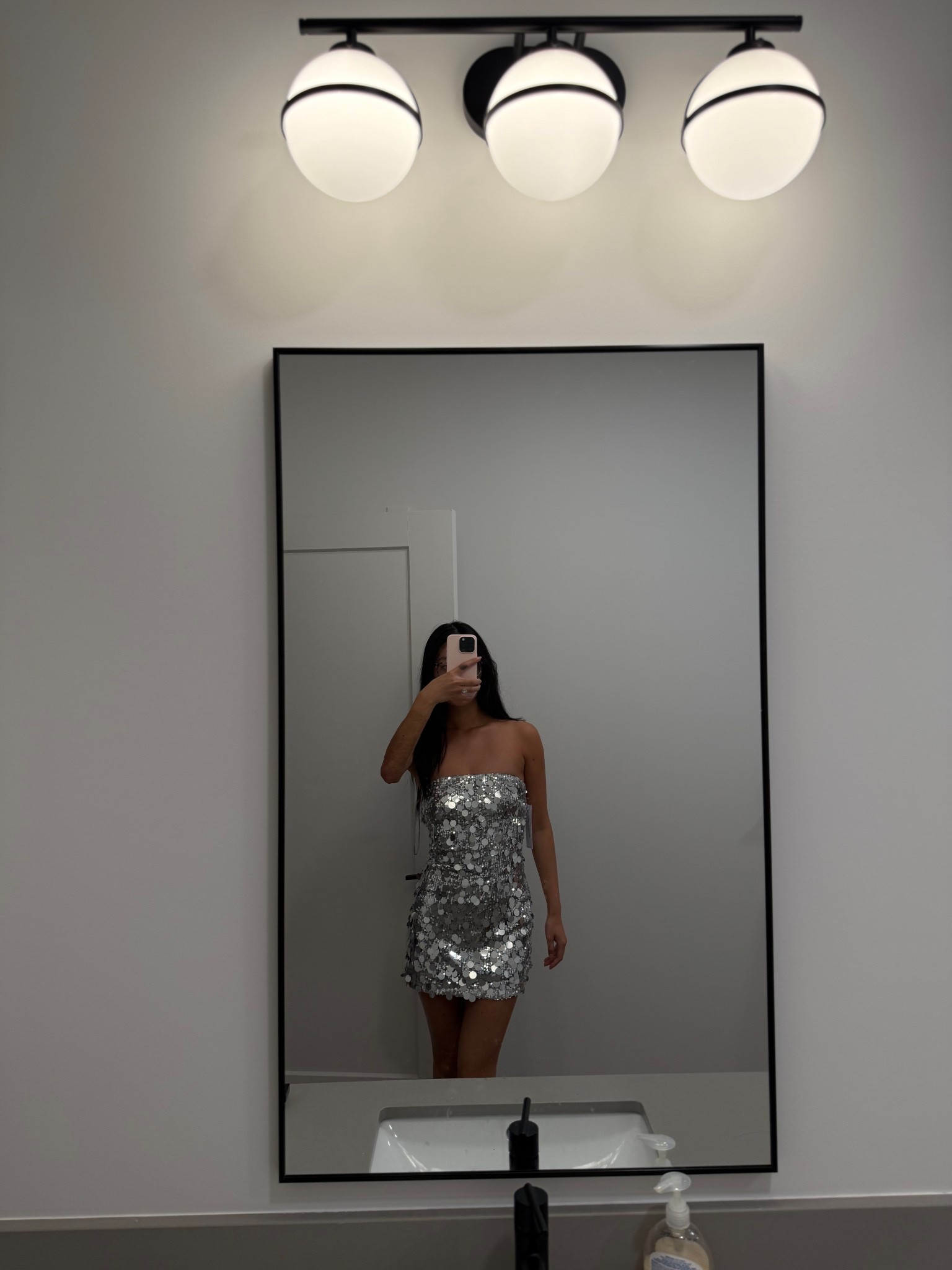 Bachelorette dress as seen in lib
Going out dress
Princess Polly XS
