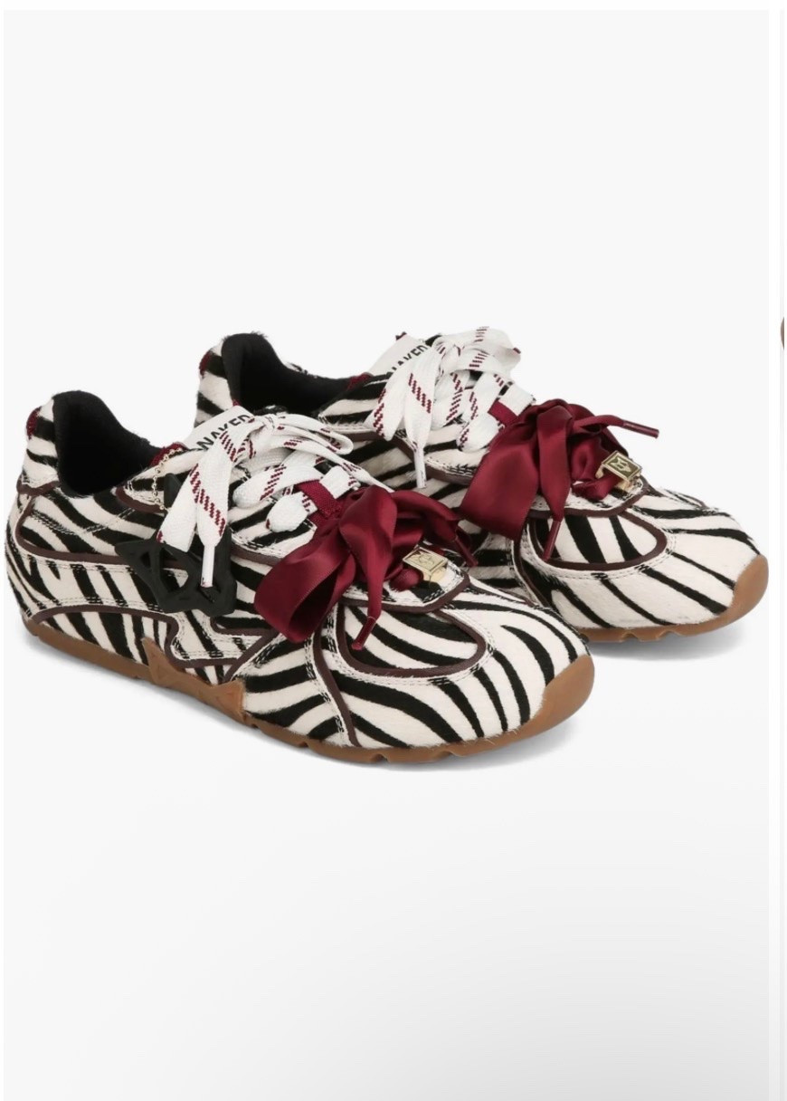 Adored Pony Sneaker
Naked Wolfe