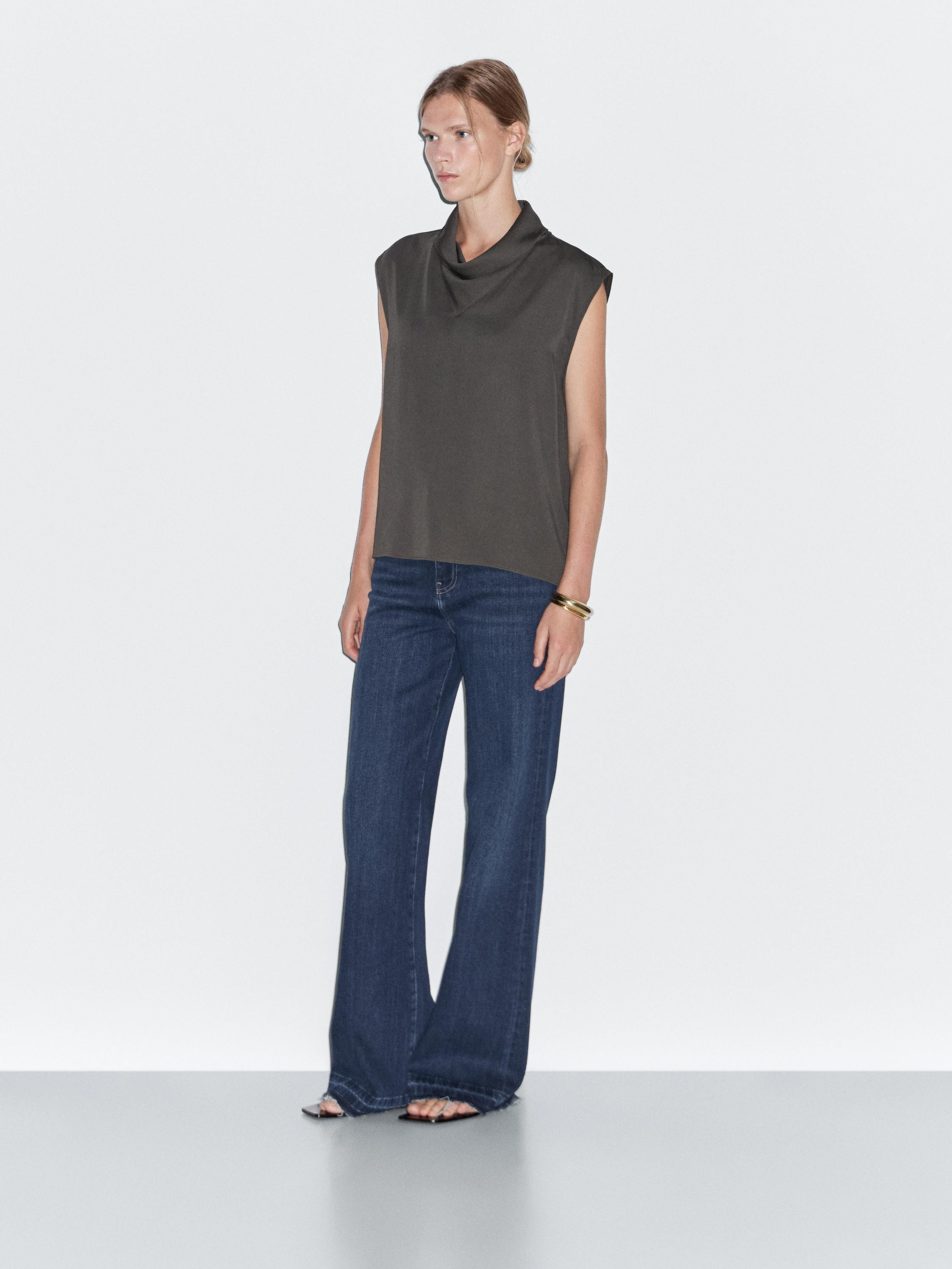 Mid-rise bell bottom jeans | Massimo Dutti UK