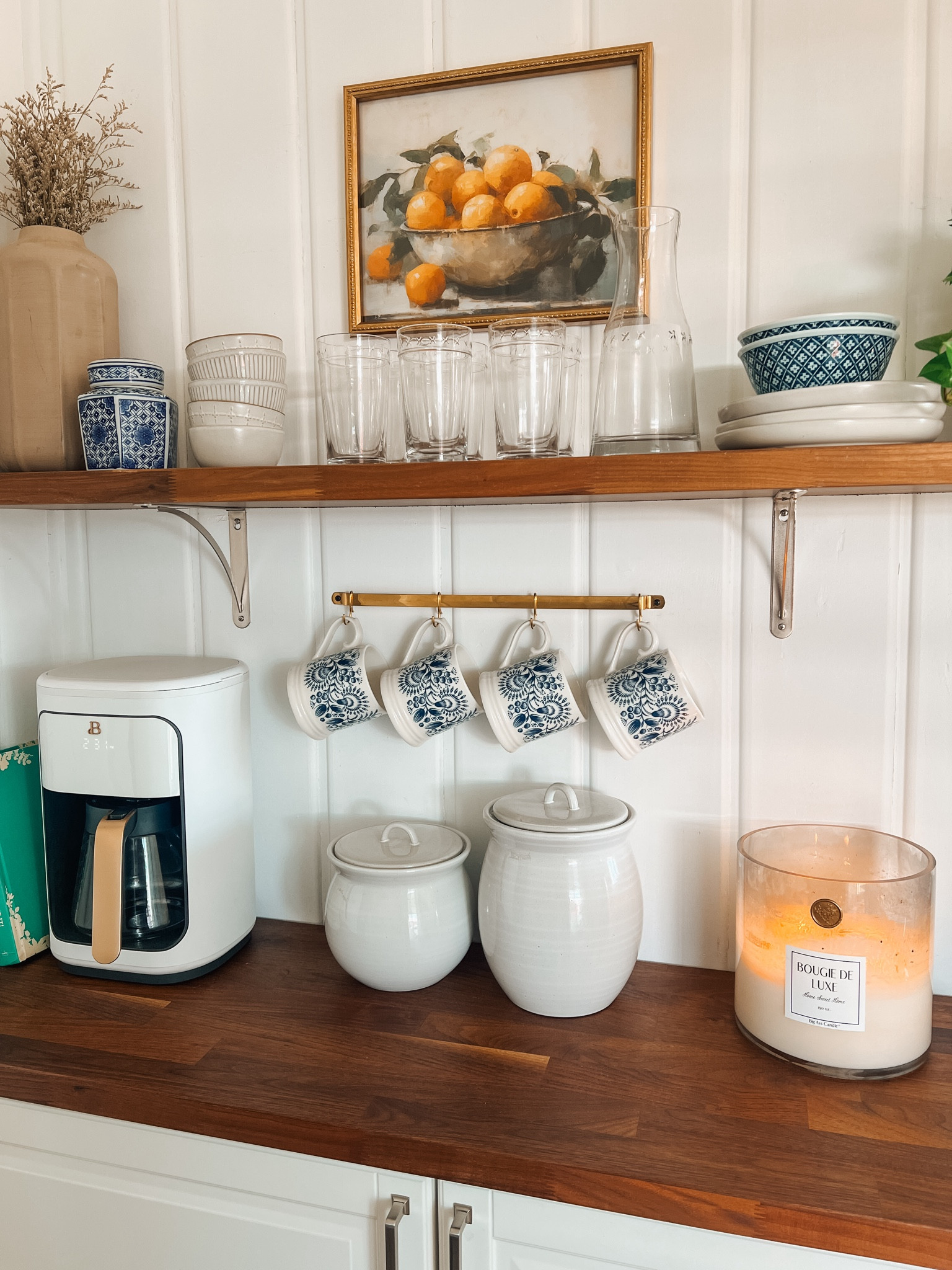 Cozy coffee corner 🖤 



#LTKStyleTip #LTKSeasonal #LTKHome