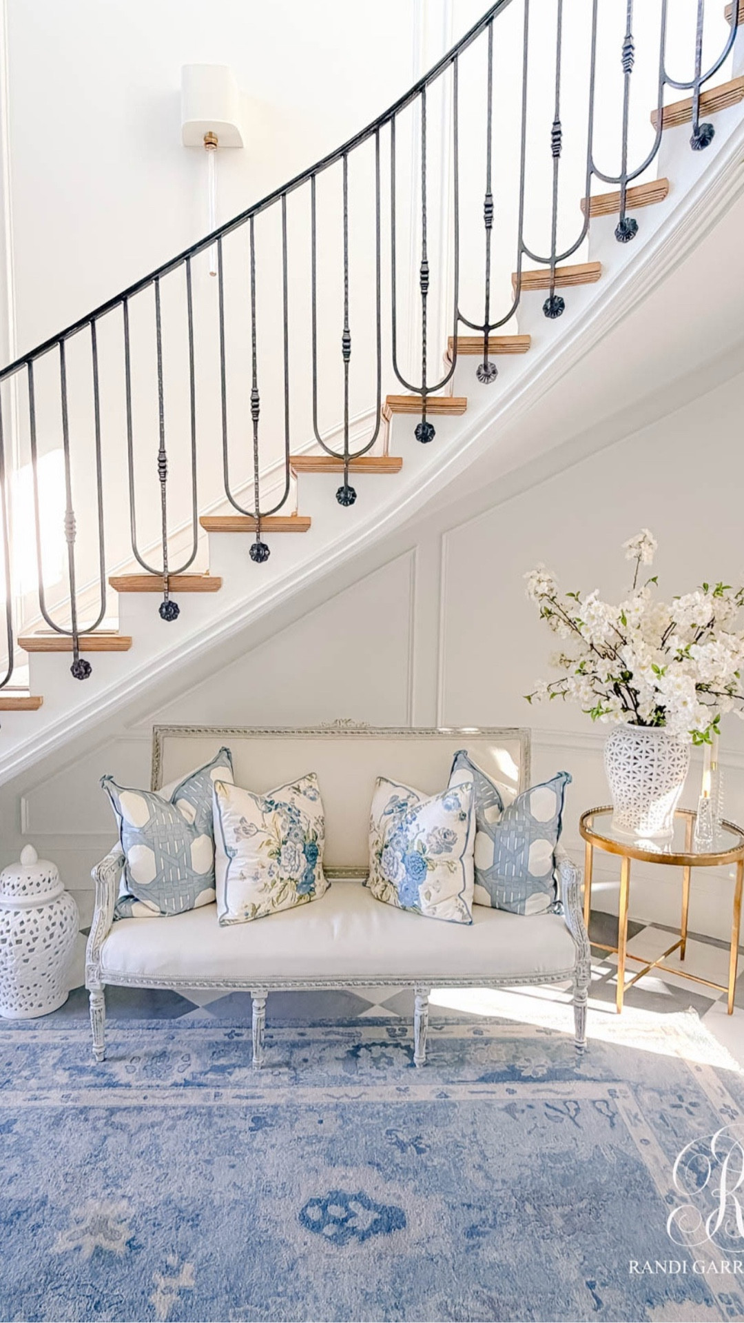 Simple spring floral arrangements for spring!

#LTKspring

#LTKSeasonal #LTKHome