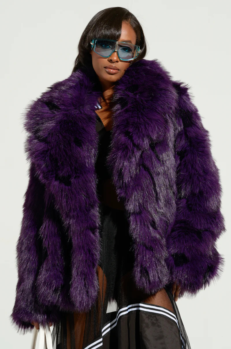 SHORTIE FUR COAT | AKIRA