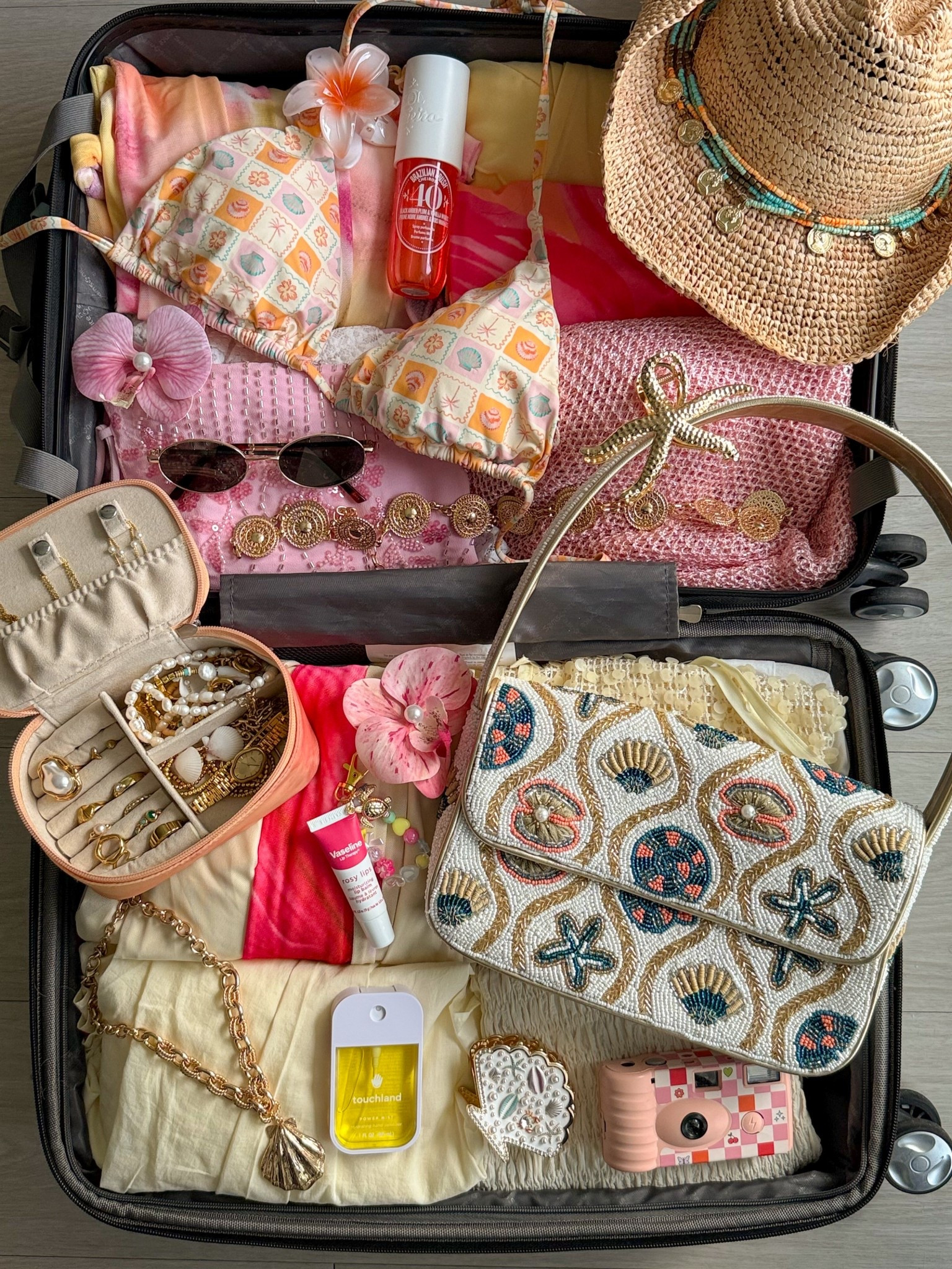 vacation suitcase 🌴🌺🐚✨

#LTKStyleTip #LTKSwim #LTKTravel