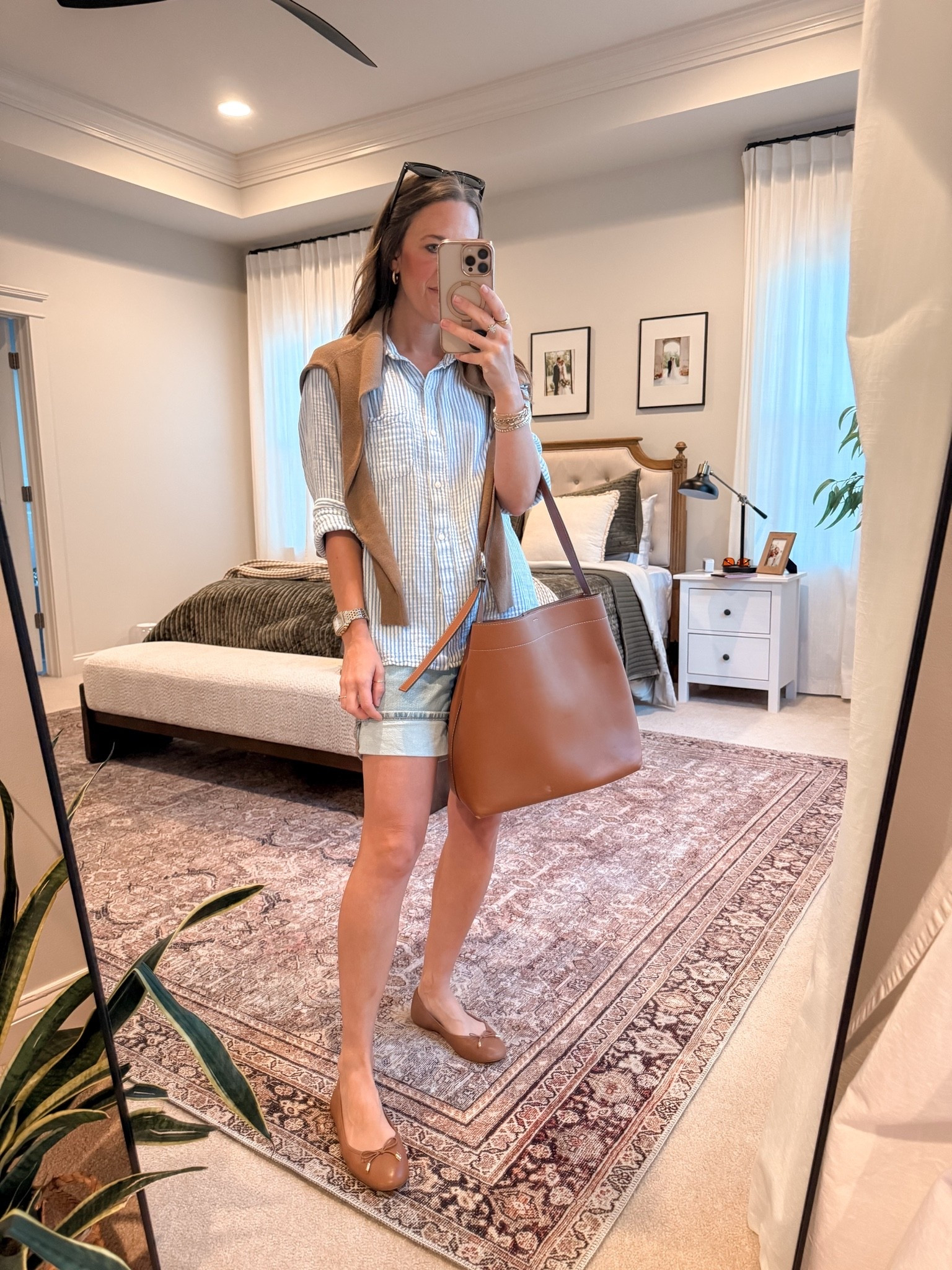 Use code INFG-26LINENANDLIGHTCO10 to save 10% on your first order 🤍

Easy summer-to-fall mom outfit with a wrinkle-free button-down, denim shorts, classic flats, and a lightweight sweater over the shoulders. Perfect for school drop-off, errands, casual fall outfits, and everyday mom style.

Sizing:
• Quince wrinkle-free button-down: S — sized up for a relaxed fit
• Denim shorts: older AE pair, linking similar
• Amazon sweater: S — I own it in 3 colors
• Flats: true to size

#LTKFallStyle #LTKMomStyle #LTKStyleTip #LTKCasualStyle

#LTKSeasonal