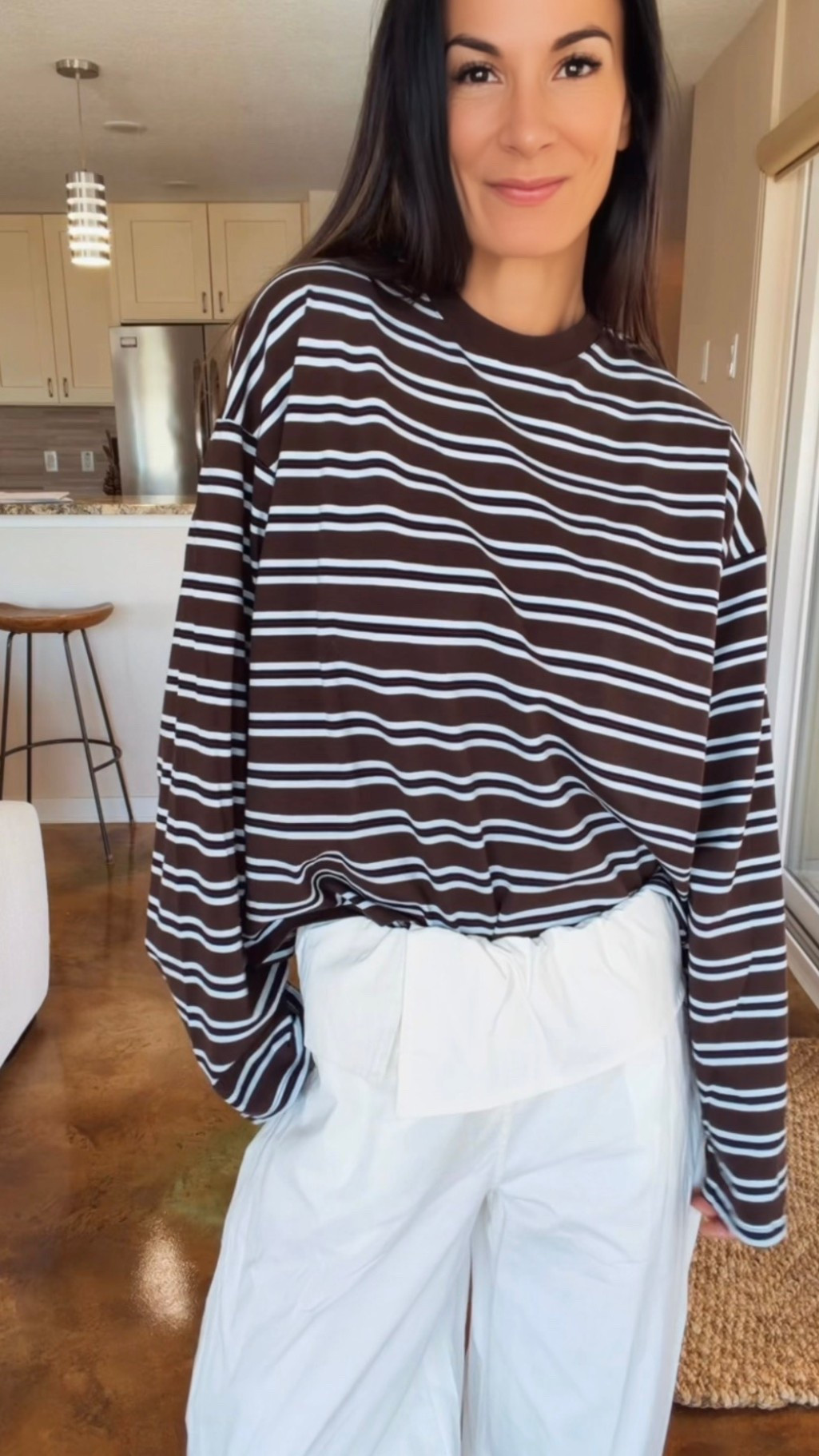 Today’s OOTD but make it comfy, cute, and just a little bit elevated 💁🏼‍♀️✨

The kind of outfit you throw on in 2 seconds but somehow still looks like you tried… we love that energy 👏

Lightweight, relaxed, and styled up with a few accessories because details always matter 😉

Wearing XXS

#OOTDStyle #CasualChic #EffortlessOutfits #EverydayStyle #NicoleColeeStyle

#LTKdayinmylife #LTKgrwm #LTKootd