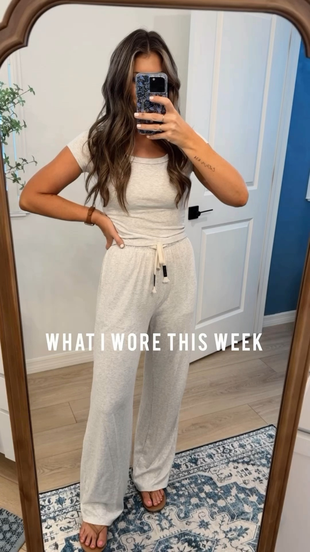 My weekly fits M-F 🫶🏻 if you love comfy and casual, you’re in the right place 😆 #momlife 💕😜 I found everything true to size (S) and recommend ordering your true sizing except for the floral jumpsuit — if you can go down in it, I would. I wish they offered XS. Lots of my absolute TOP fave Amazon finds here this week! If you don’t have some of these, or ever missed me talk about them in a haul, don’t miss out! Highly recommend them all. 🙌🏻


#momoutfits #comfycasual #amazonfavorites