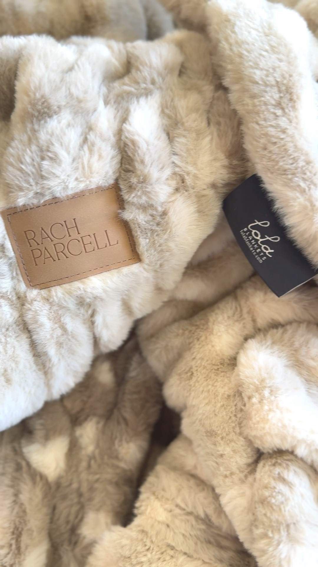 Rach Parcell x lola blankets collab is everything — these are my favorite blankets to have on our couches to cuddle with & I have a small one that I cuddle with in bed. Use code RACH35 at checkout for 35% off sitewide. 

Soft Blanket - Gift Idea - Blanket - Minky Blanket - Neutral Home 

#LTKFamily #LTKGiftGuide #LTKHome