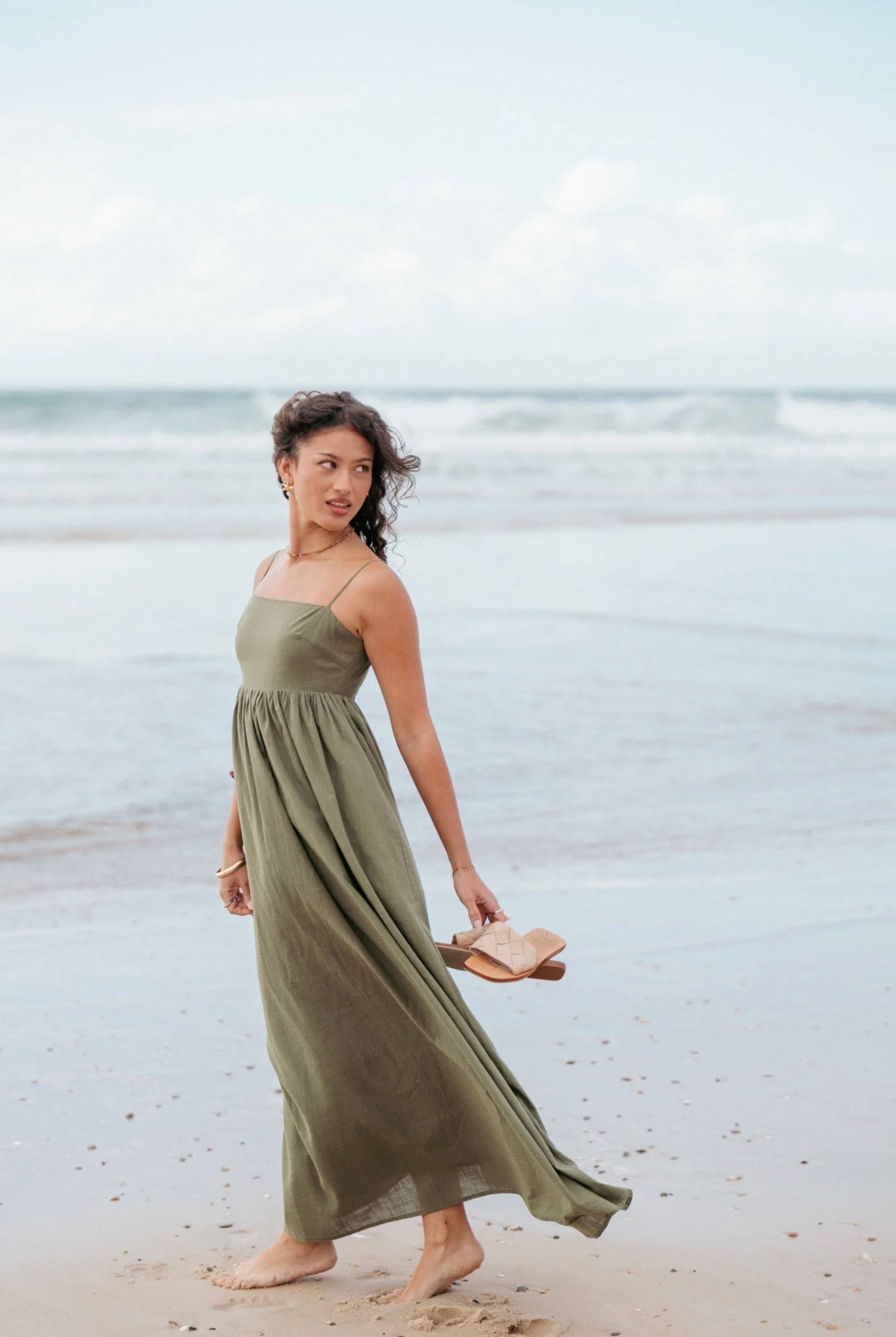 This palm green maxi dress feels effortless and timeless — the kind of piece that photographs beautifully in golden hour beach portraits. The flowy silhouette moves gently in the breeze and layers wonderfully with neutral palettes, making it a perfect choice for family beach episodes.

The rich green tone pairs beautifully with cream linen, sandy neutrals, soft blues, and muted pastels for a cohesive coastal look. It’s elegant without being stiff, polished without feeling overly styled — which is exactly what I aim for when recommending outfits for seaside sessions.

Perfect for:
• What to wear for family beach photos
• Golden hour beach portraits
• Coastal session outfit inspiration
• Sunset family picture styling
• Neutral and elevated beach looks

#LTKSpringSale #LTKSeasonal