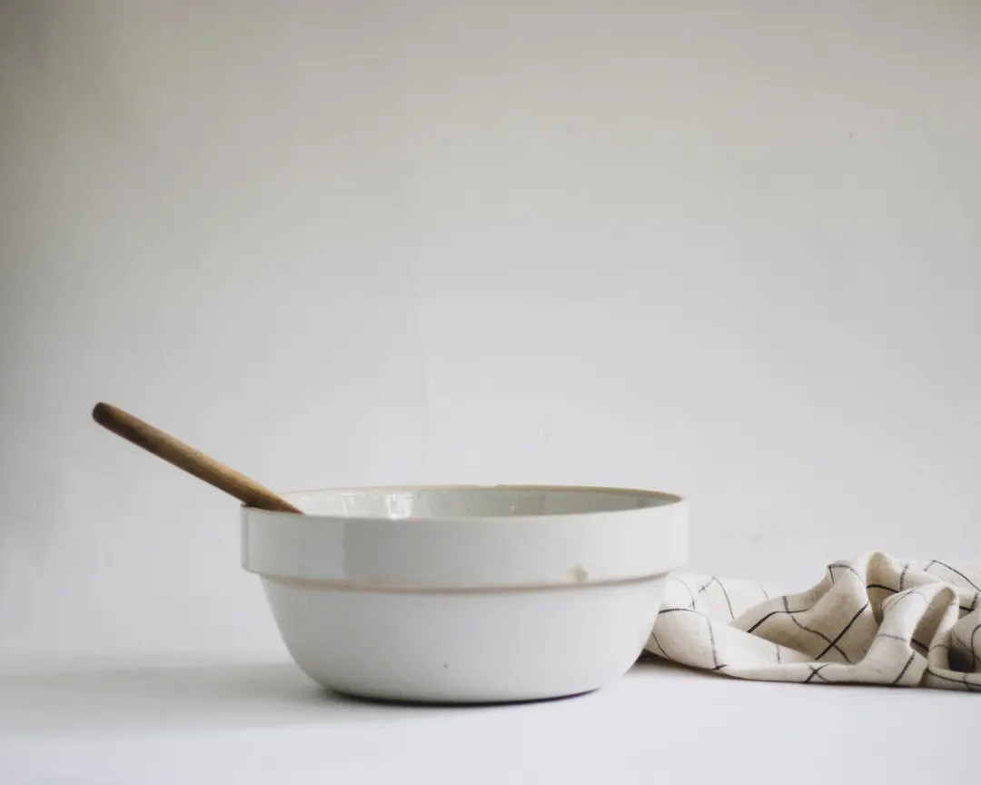 Vintage Western Stoneware Mixing Bowl, Beige Ceramic Crock Bowl, Modern Farmhouse Kitchen Serving... | Etsy (US)