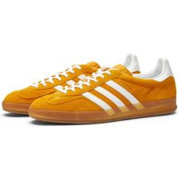 Adidas Gazelle Indoor Sneakers in White/Gold Metal, Size UK 3 | END. Clothing | End Clothing (US & RoW)