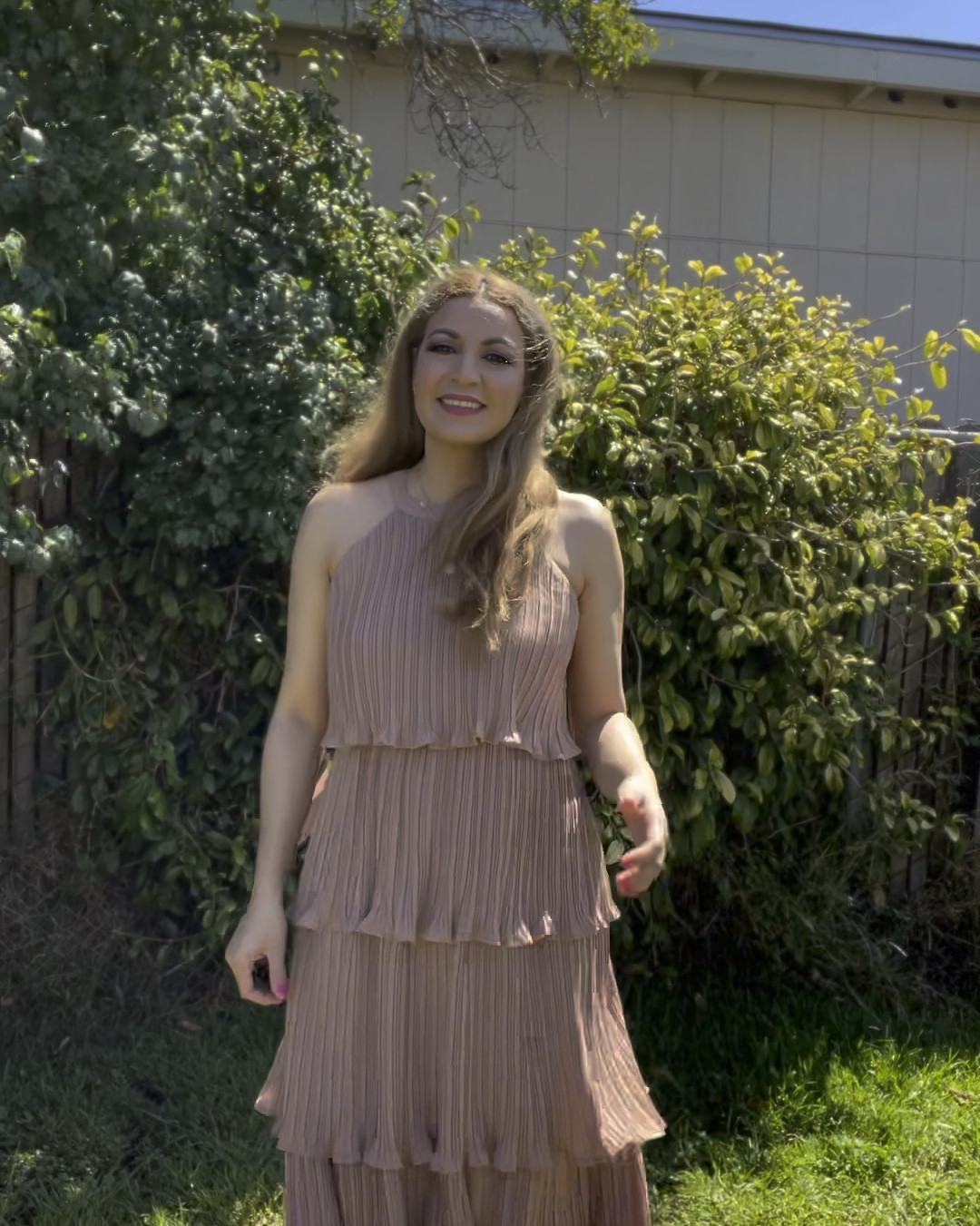 Visita la Tienda
ZESICA Vestido largo de gasa con volantes y cuello halter para mujer, para verano, 2024, con vuelo.
Size:M

#LTKSeasonal #LTKVideo