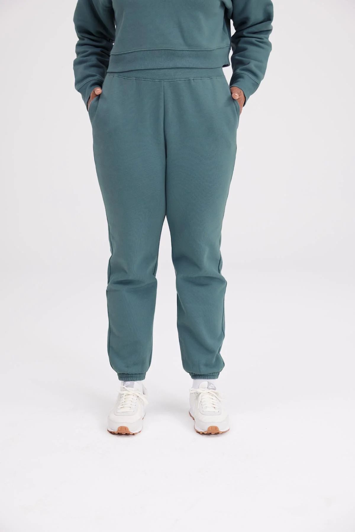 Lagoon 50/50 Classic Jogger (XXS) | Girlfriend Collective