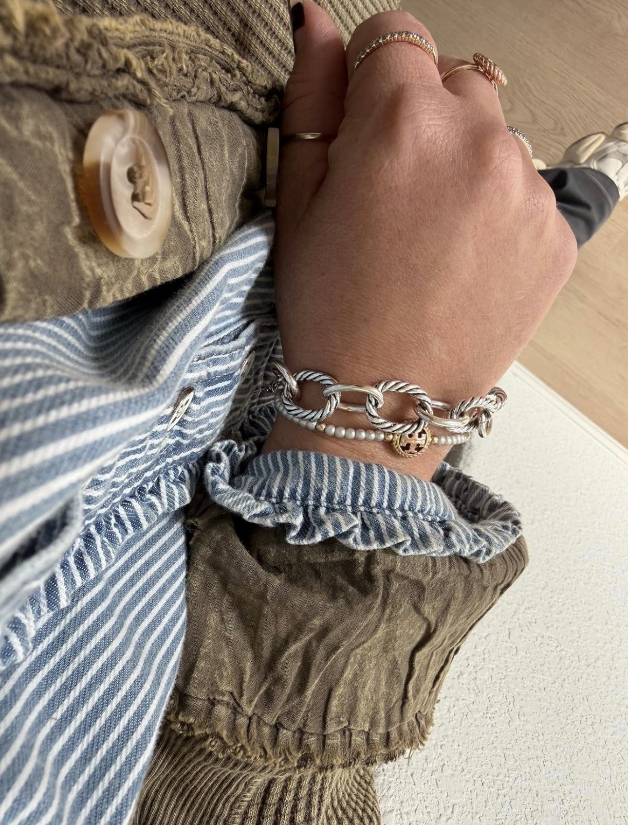 My go to bracelet! I’ve had it nearly a year and still in great condition.


#LTKootd #LTKgrwm #LTKdayinmylife