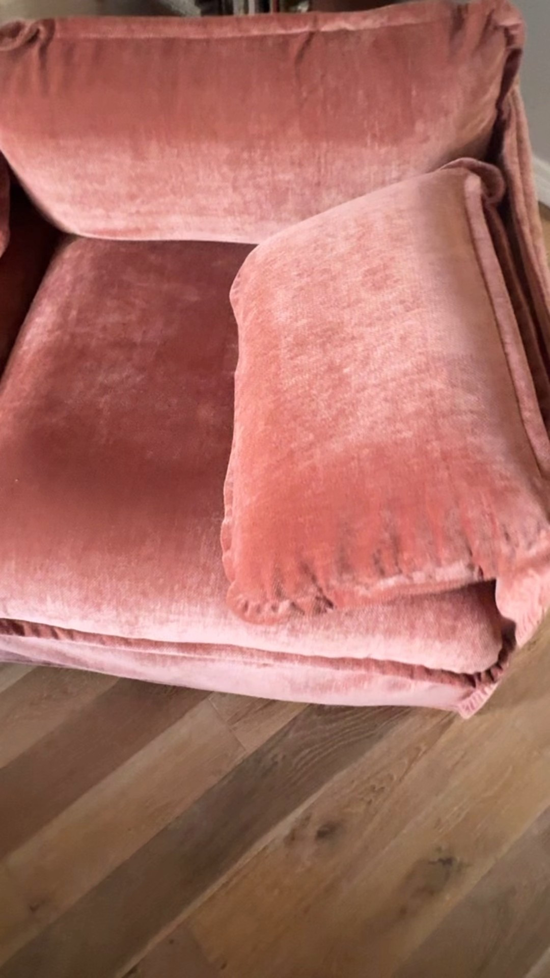 Cutest, prettiest, most practical and washable couch there is!!! 



#LTKU #LTKFamily #LTKHome