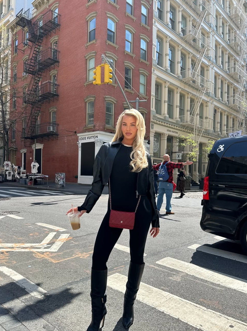 NY Living 🍎

Leather jacket, unitard, all in one, jumpsuit, bodysuit, pointed toe boots, heeled boots, stiletto heel, cropped jacket 

 #LTKuk #LTKsummer #LTKeurope