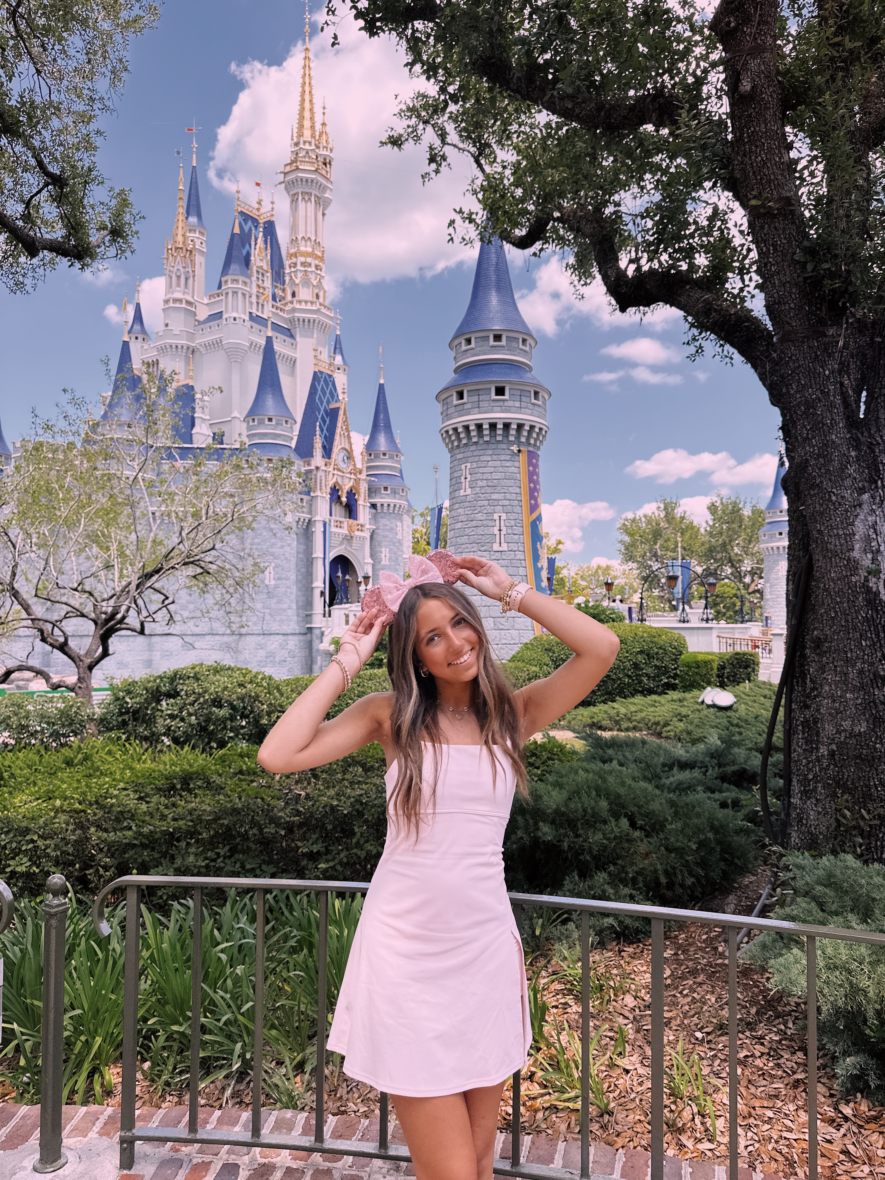  Ella’s adorable athletic dress she wore to the Magic Kingdom! In the XS. 

 

#LTKfitnessgoals #LTKTravel #LTKFestival