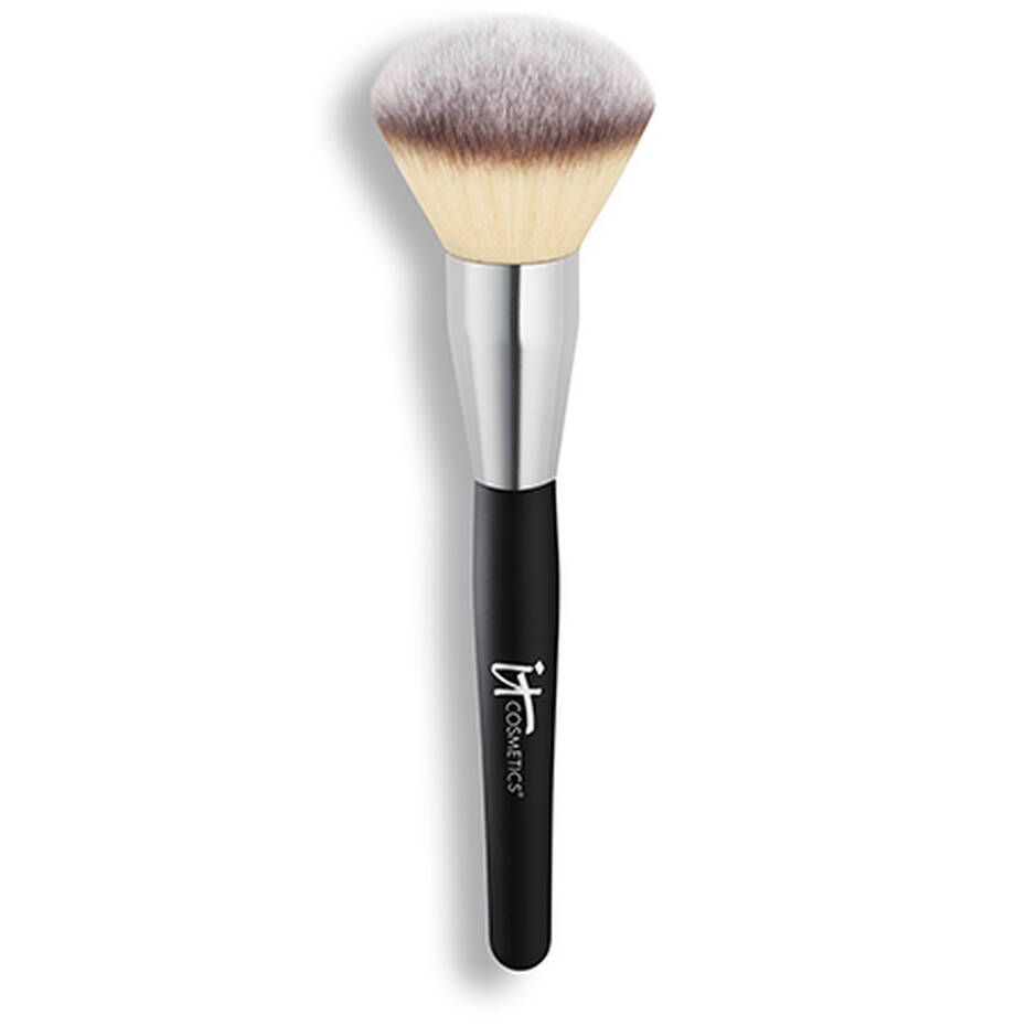 Heavenly Luxe Jumbo Powder Brush #3 | IT Cosmetics | IT Cosmetics (US)