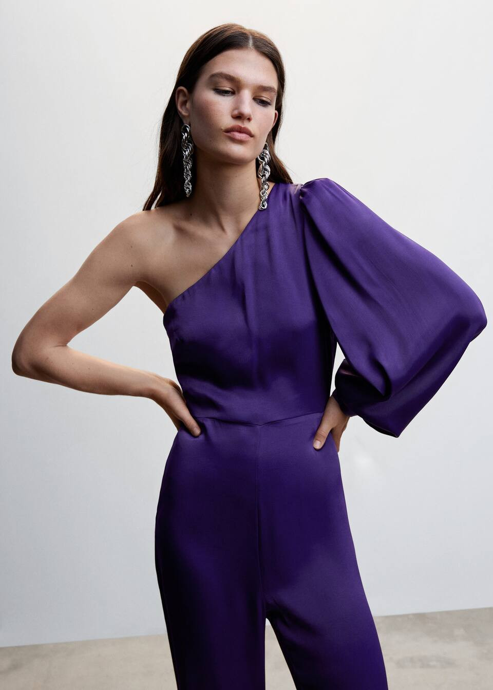 Asymmetrical satin jumpsuit | MANGO (US)