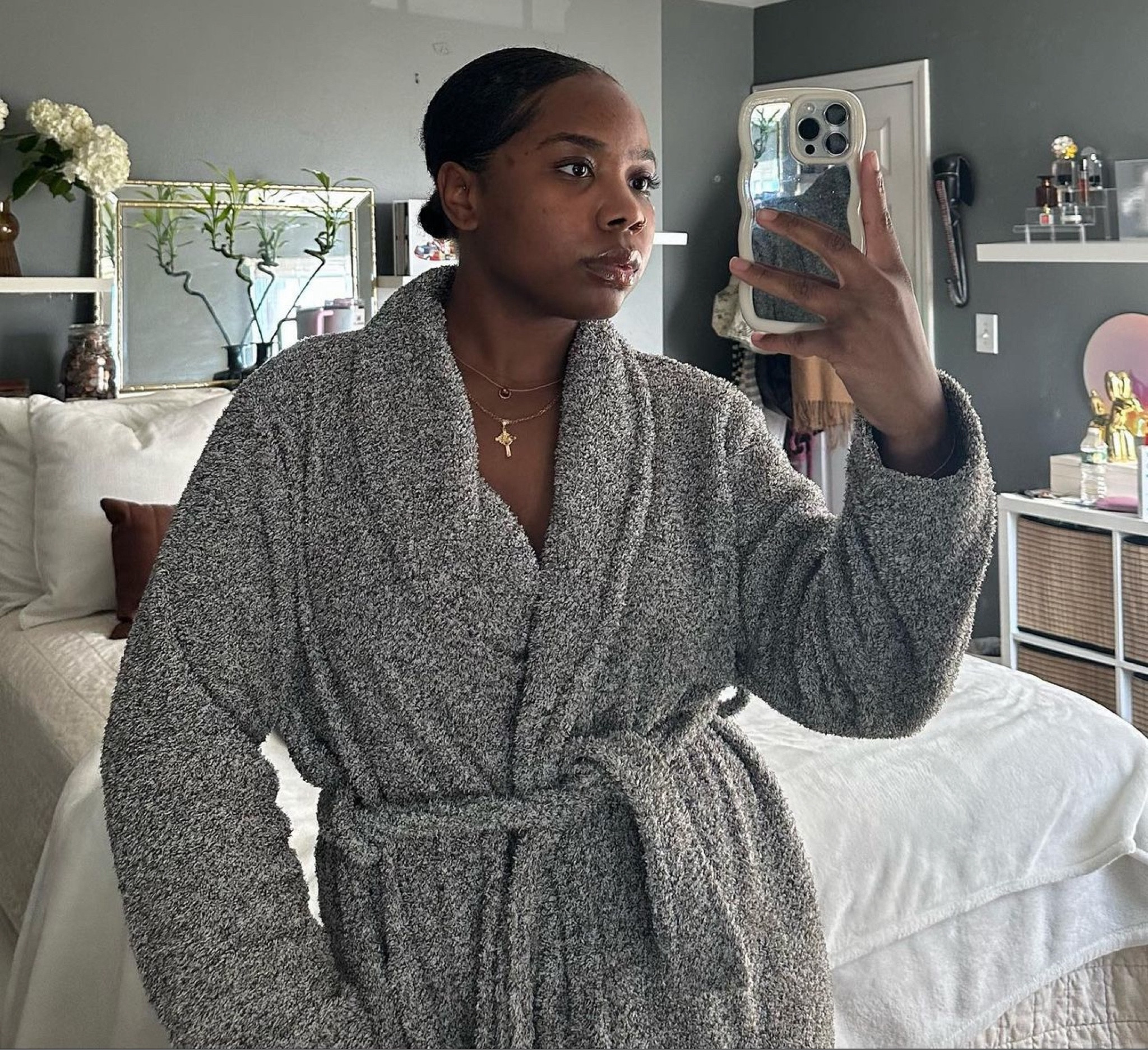 The coziest robe I own. This robe is super warm and cozy. I love wearing it when I’m doing my makeup and staying in for the night. Honestly target’s robe are top 2 and not 2 

I’ll have this ribs linked below. You must add it to the cart 

#LTKhome #LTKGiftGuide #LTKxTarget