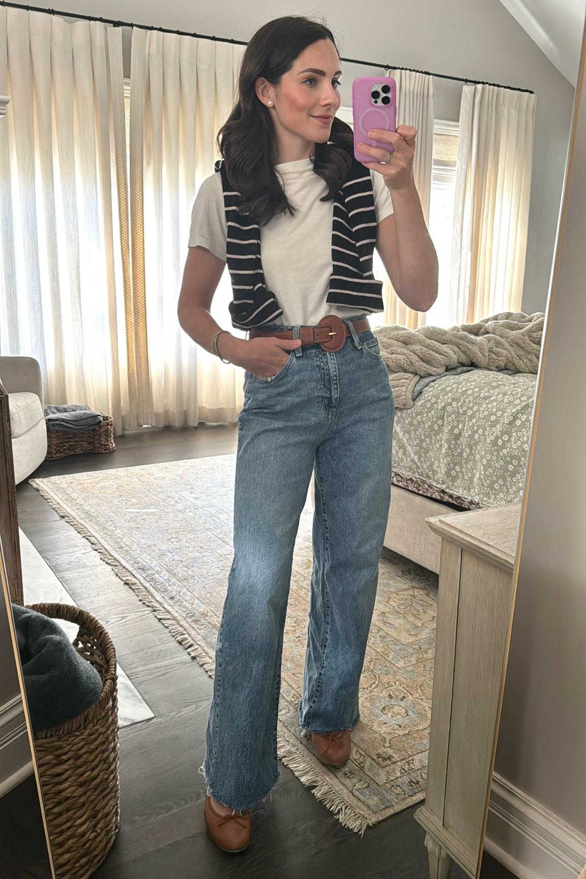 Casual weekend wear for mom life.

White tshirt // baggy jeans // classic style // mom style // mom outfit // comfy outfit // comfortable outfit // casual style // wide leg jeans // 90s jeans 

#LTKfindsunder50 #LTKstyletip