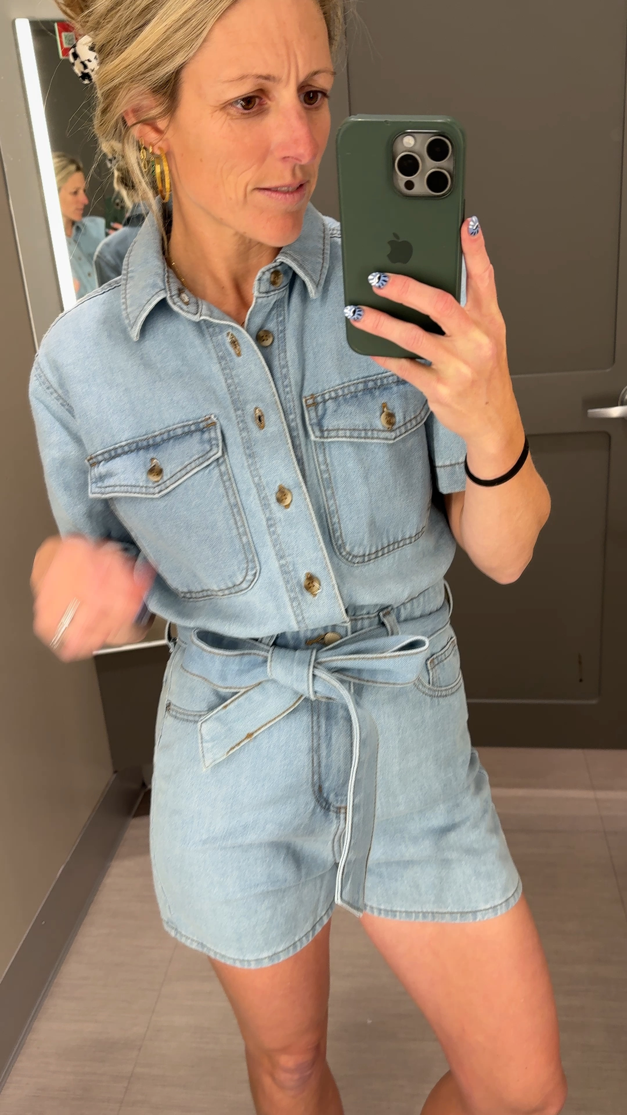Under $50 denim romper, perfect for your next country concert or trip to Nashville.  

#TargetFindds #DenimRomper #NashvilleOutfit #CountryConcert #Jeans #romper #SummerOutfit #Jumpsuit

#LTKFindsUnder50 #LTKStyleTip #LTKVideo