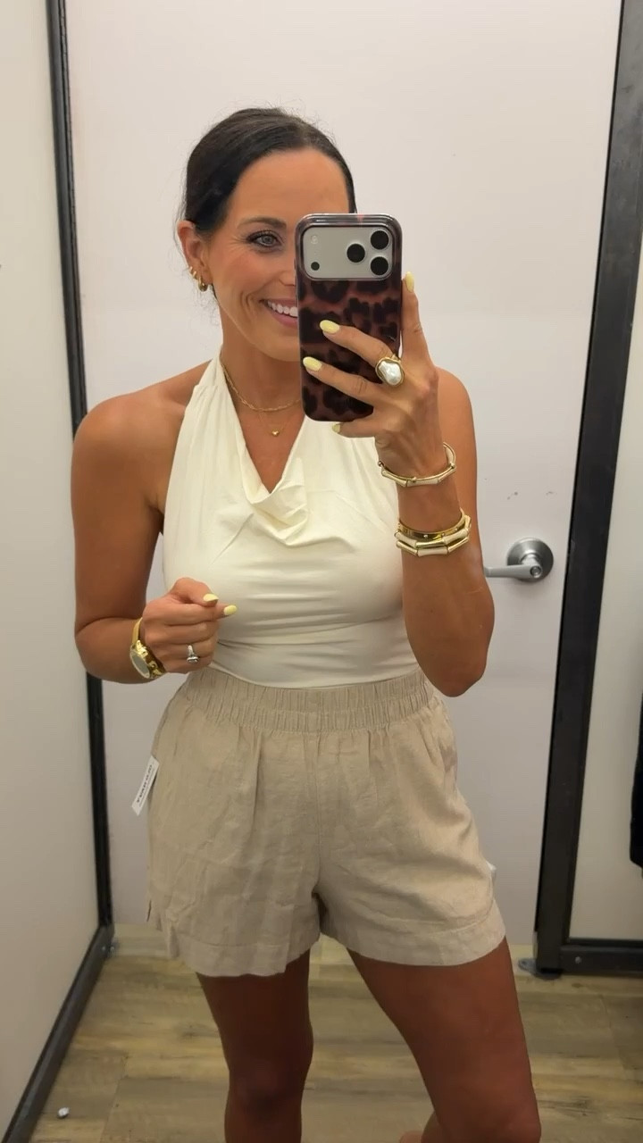 old navy did it again 🤍

old navy outfit xs, linen shorts, halter top outfit, neutral casual outfit, summer outfit idea, affordable outfit, easy everyday look
#oldnavy #summeroutfit #ltkstyle #affordablefinds #outfitinspo #casualstyle #everydaywear

#LTKPetite