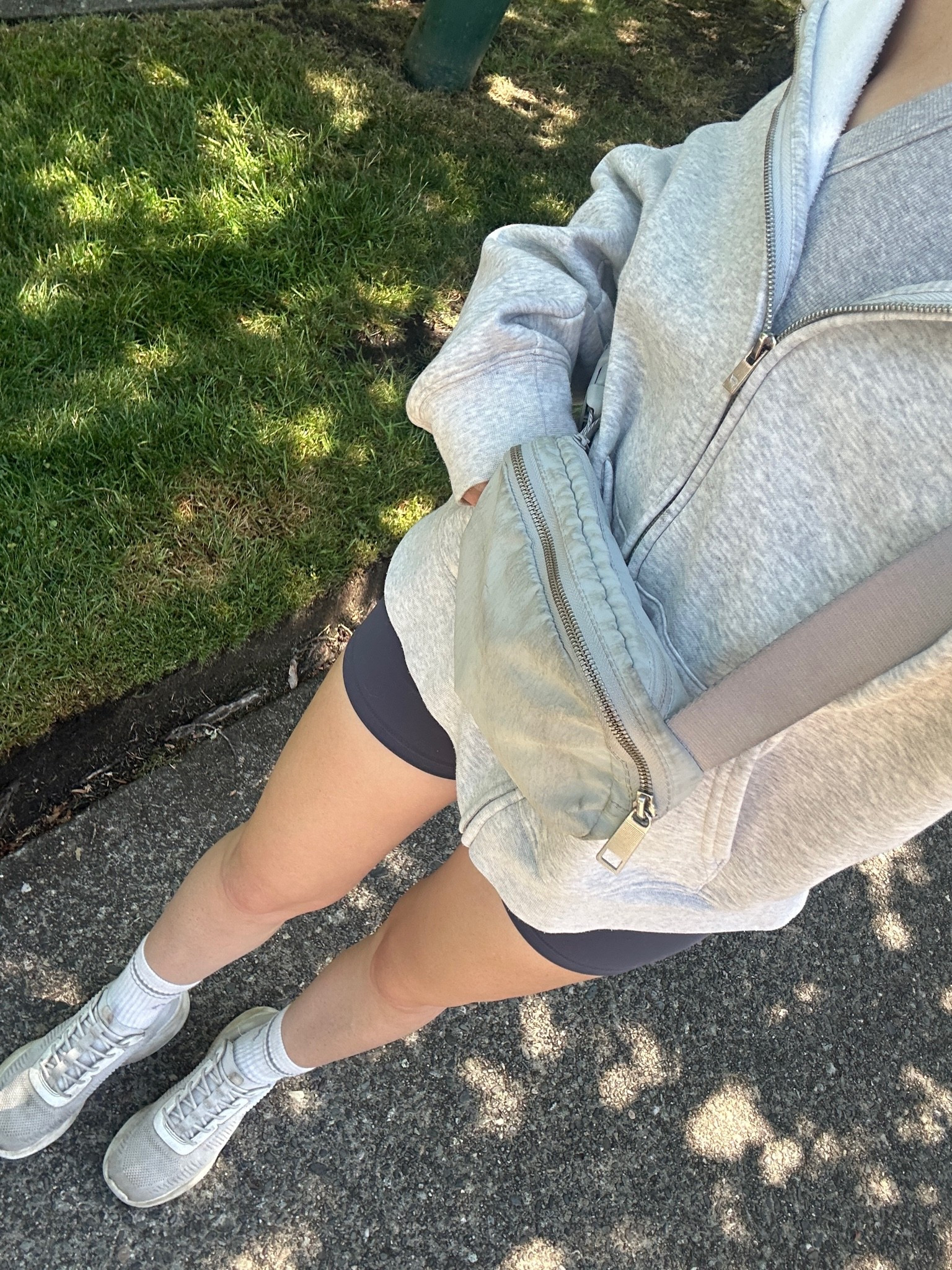 90s-inspired summer stroll ootd 🤍

#LTKootd #LTKActive #LTKdayinmylife