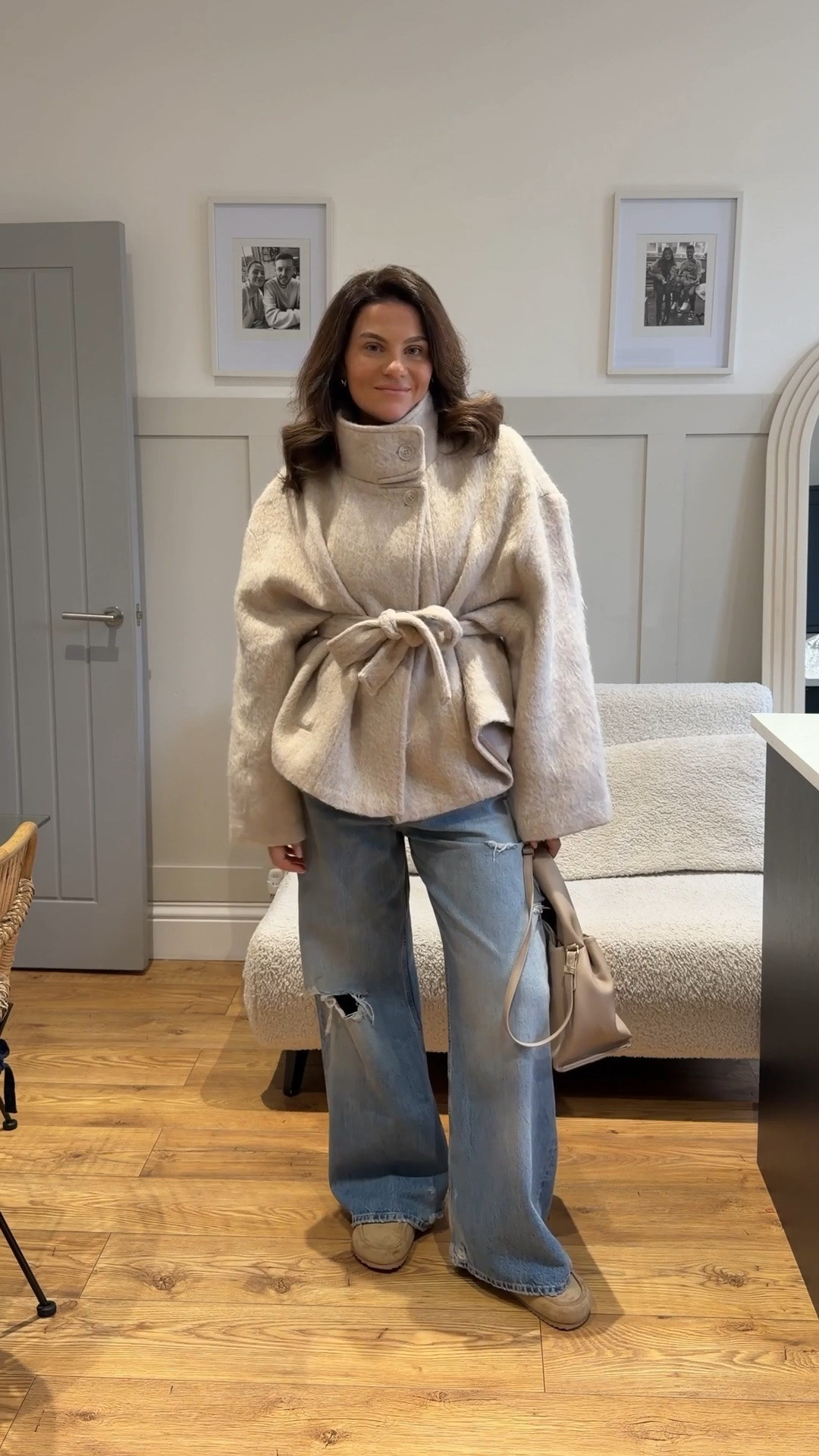 Transitioning to spring 🤍
Funnel neck 
Blue jeans 
Zara 
PLT 
Birkenstocks 
Primark 
Neutrals 


#LTKmidsize #LTKuk #LTKspring