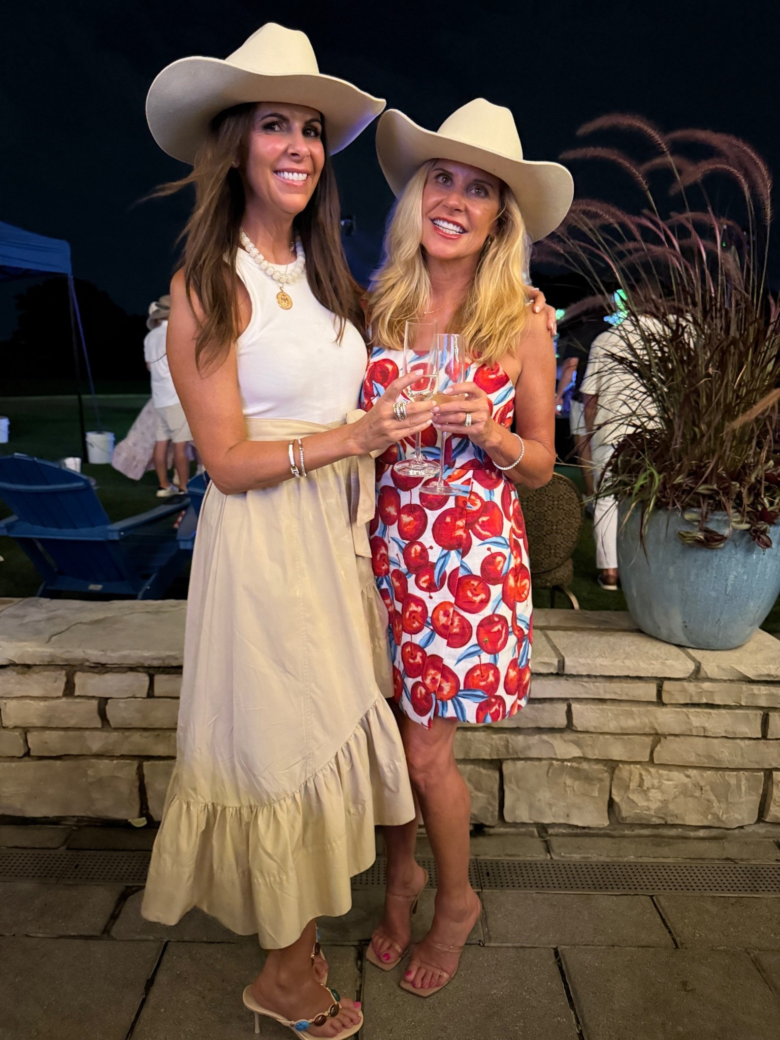Pretty dresses just make golf weekends even more fun. 💚❤️

Linking both of our looks from member-guest weekend! My dress is linked, and my friend's gorgeous Farm Rio dress is **on sale** right now (which almost never happens!).

#nordstrom #farmrio 

#LTKStyle #GolfFashion #MemberGuest #FarmRio #ResortStyle #SummerStyle #DressInspiration #Over40Style #WeekendStyle
