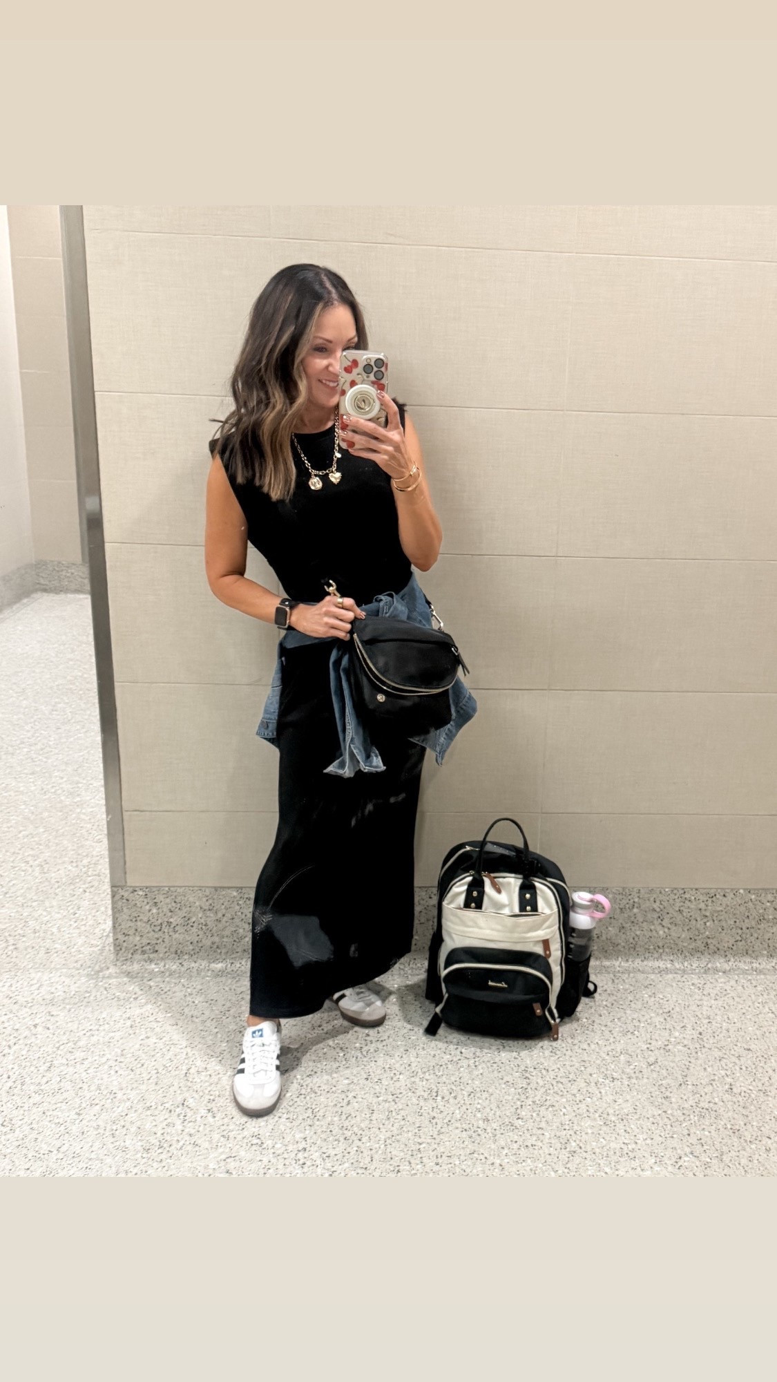 Sale on my Amazon Travel outfit & my favorite laptop backpack.
This look is chic, elevated, and comfortable!


15.6”. Dress XS black. Sneakers 5.5 I’m typically a women’s 7 or 7.5. For reference: I’m 5’1”, 107lbs


Travel outfit  travel fashion  trendy fashion  chic style  women’s look  spring outfit idea  spring outfit inspo  elevated look  neutral look  EverydayHolly



#LTKSeasonal #LTKTravel #LTKStyleTip