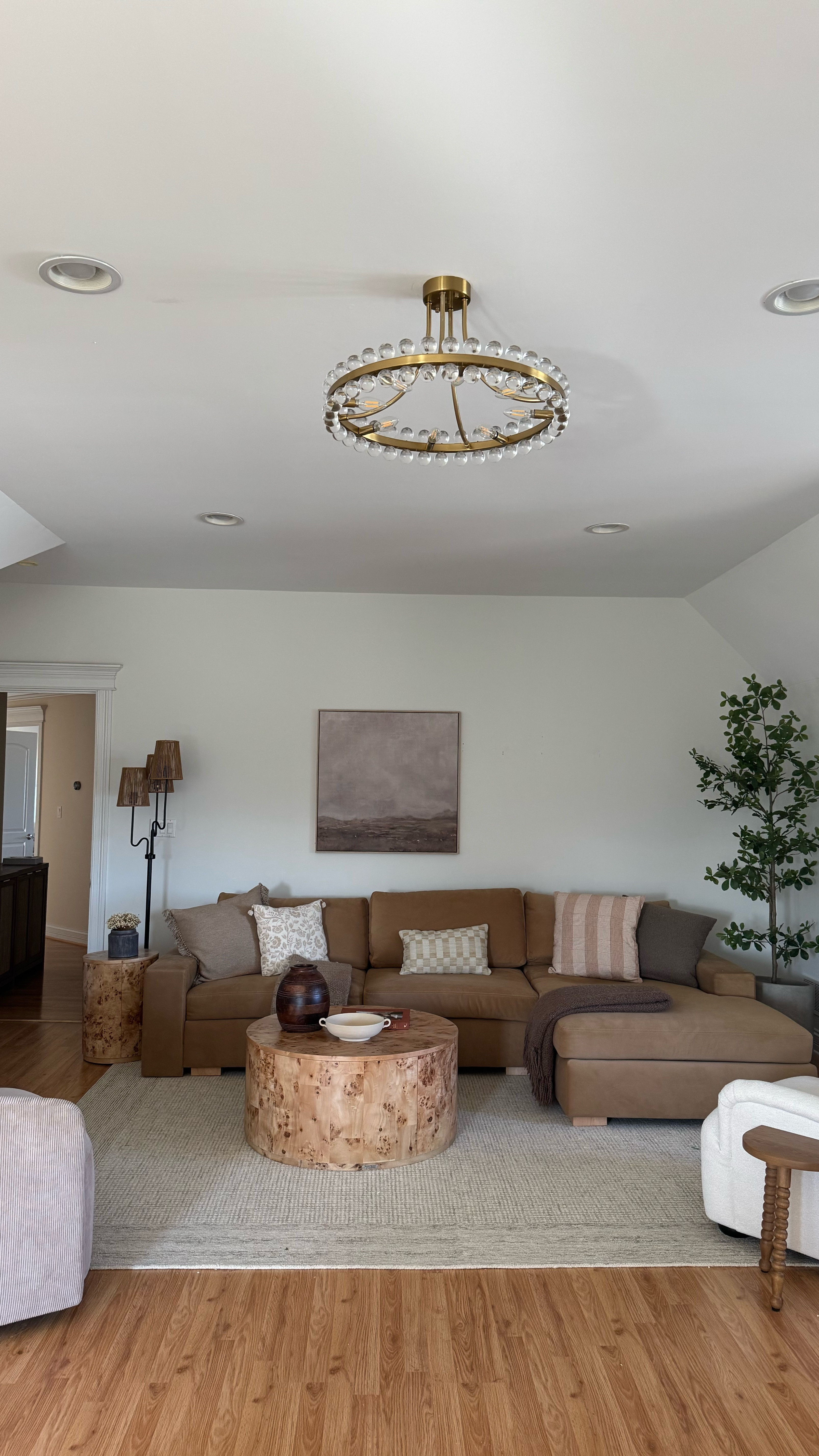 Bonus room views! Added some beautiful, budget friendly pieces and I love how cozy it turned out! 

#sofasectional #neutralrug #rug #coffeetable #coffeetabledecor #lamp #founditonamazon #amazonhome #amazon #homerefresh #springhome @amazon @wayfair @walmart @target @wayfair #targetstyle #target #wayfair 

#LTKWatchNow #LTKHome #LTKSaleAlert