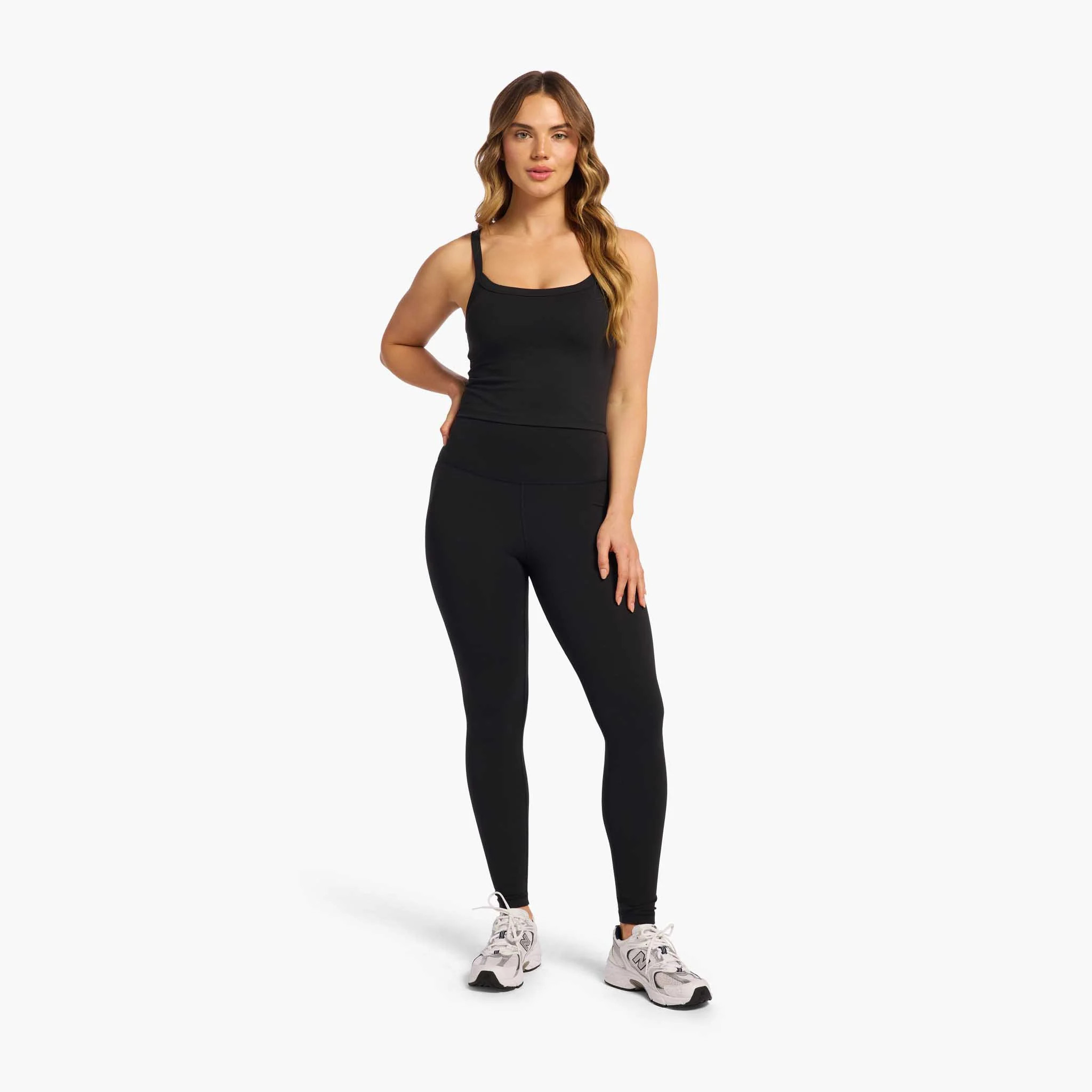 Elevate Scoop Tank | Black | Nuuds US