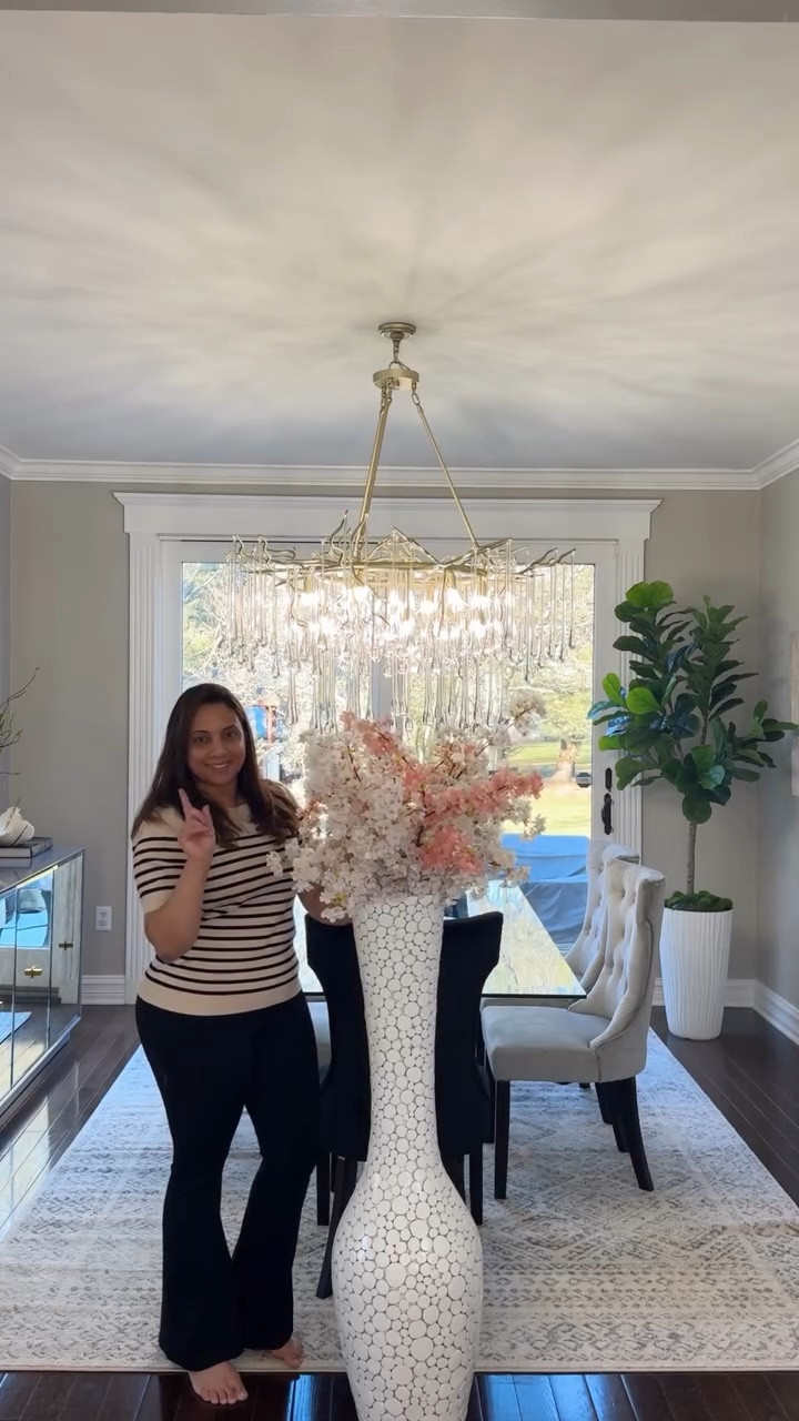 I'd your stems are shorter and your vase is tall- a floral cage can help you style the flowers as high or low you want. My vase is back in stock! 
@amazon 

#LTKHome #LTKSaleAlert #LTKSeasonal