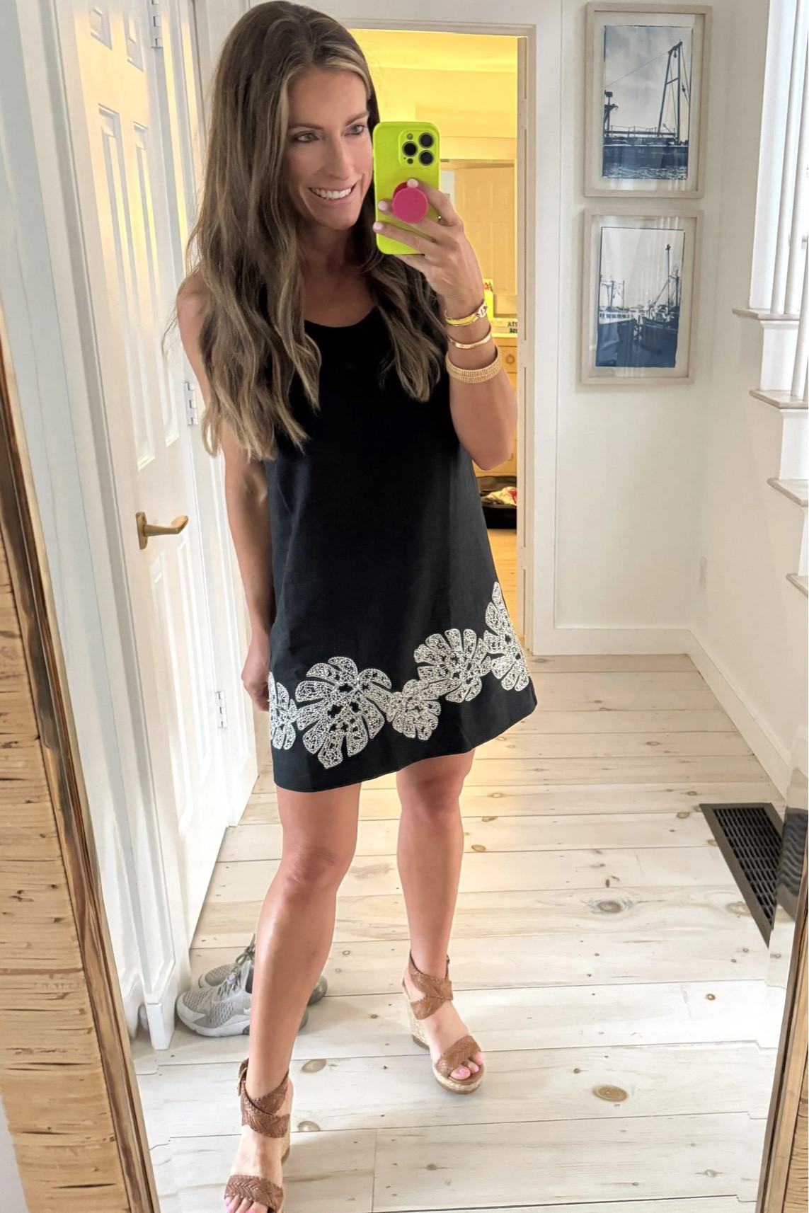 Such a cute dress and currently on SALE!! 

#LTKFindsUnder100 #LTKStyleTip #LTKSeasonal