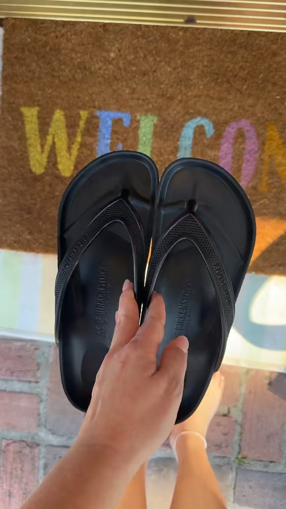 vacation outfits beach #sandals #birkenstocks #vacationootd

#LTKmomlife #LTKootd #LTKSpringSale