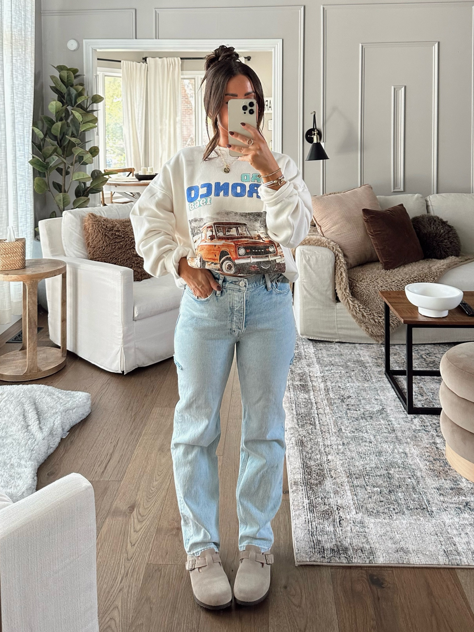 fall ootd 

Graphic tee 
Graphic sweatshirt 
Oversized sweatshirt 
Fall outfits 
Jeans 

#LTKstyletip #LTKSale #LTKSeasonal