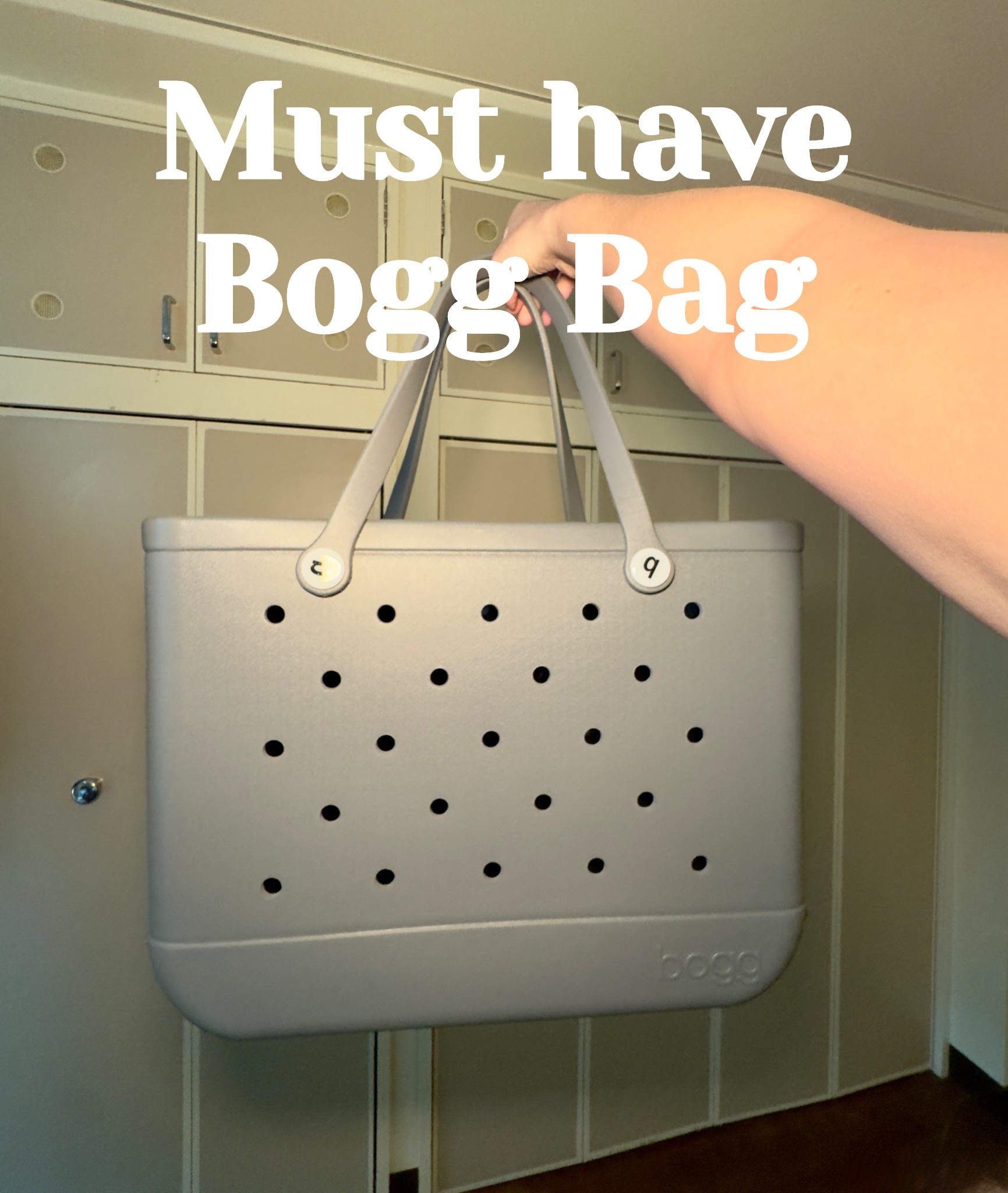 Finally got my hands on a Bogg bag & can confirm it is worth the hype! I got the large!


#LTKFindsUnder100 #LTKmomlife #LTKdayinmylife