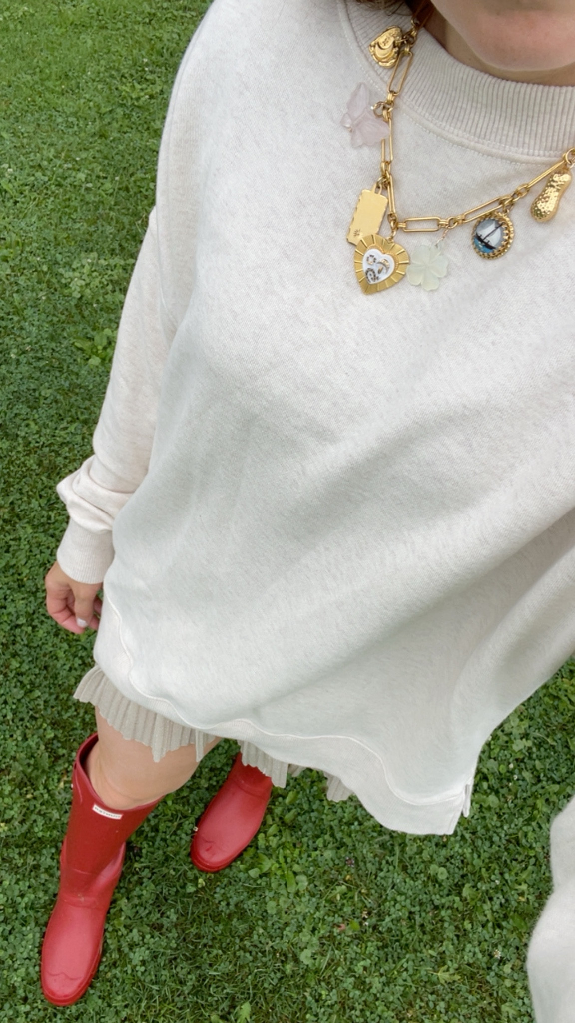 Summer to fall transition 🍂 these rain boots have been so great for running the dogs out in the morning — I wear them every day!

Sweatshirt is oversized; wearing a size XS. Glitter skort fits TTS — wearing size S. 

Aerie, comfy fit, tennis shirt, balletcore, hunter boots, charm necklace, shop small 

#LTKBacktoSchool #LTKShoeCrush #LTKFindsUnder50