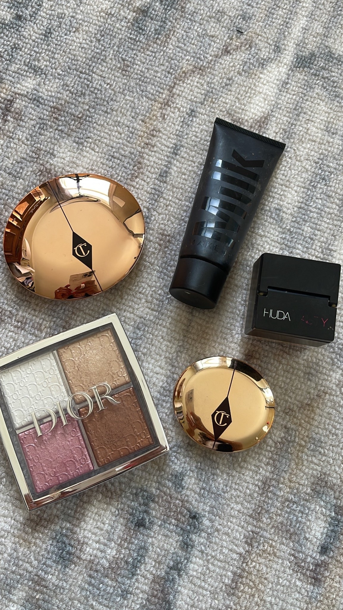 My Sephora makeup faves that are on sale! My powder is in the color “tan, 3”. My color corrector is in the color “medium”. My Dior palette is in the color “universal glow"

#LTKBeauty #LTKOver40
