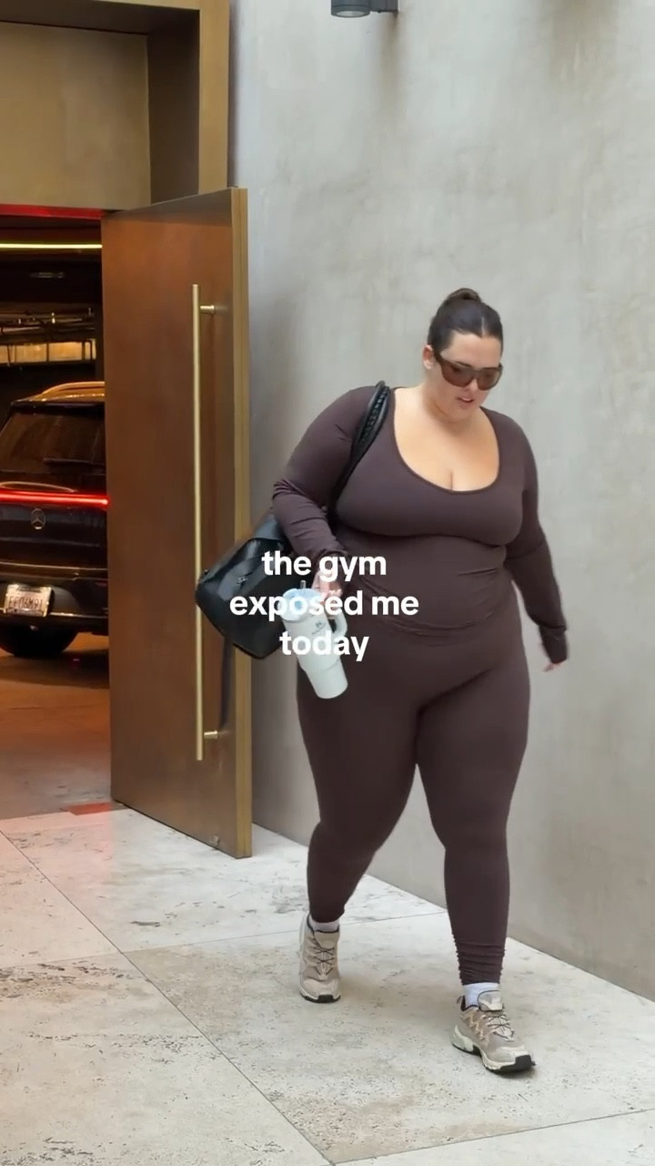 your reminder to actually use your gym membership 😅 the way my gym feels like a mini spa & i still have a hard time going!! Set is from @Vitality
 #GymTok #morningroutine #workoutroutine #morningvlog #workoutwithme @Stanley Brand @vehla @Salomon @Elwood @Selton 

#LTKActive #LTKPlusSize #LTKmorningroutine