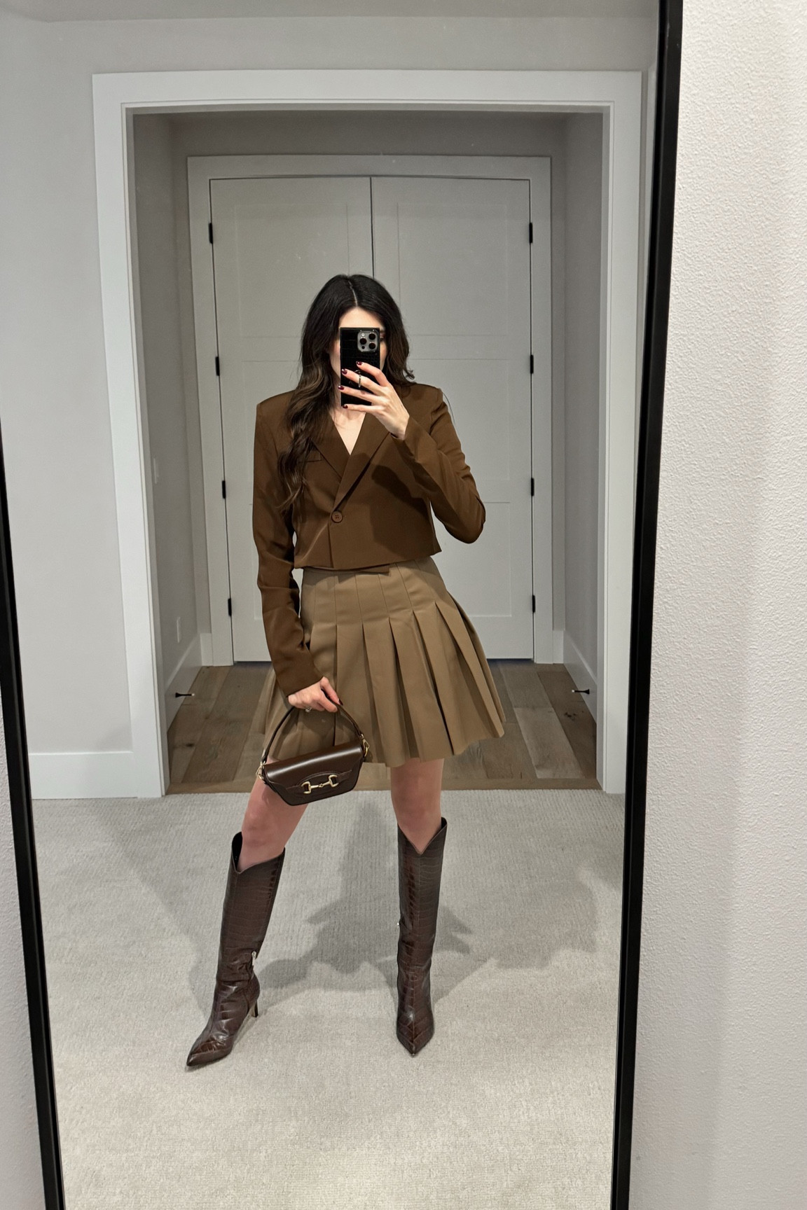 Fall mini skirt outfit 

Sizing: 

Skirt: tall sized, I sized up one size
Boots: TTS 

#LTKStyleTip #LTKShoeCrush #LTKFindsUnder100