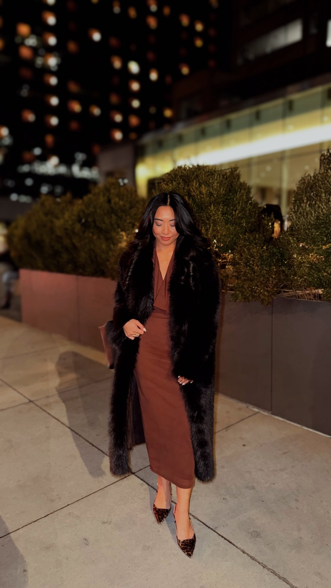 Dressy date night OOTN 🤎✨

#LTKootd #LTKPetite #LTKgrwm