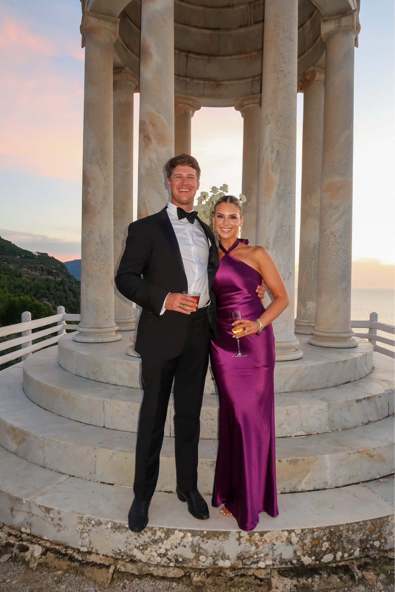 Perfect fall wedding guest dress

#LTKStyleTip