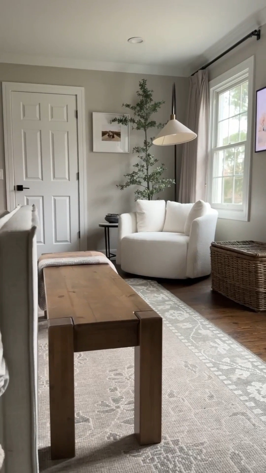 Bedding layers I’m loving, and timeless furniture pieces I would recommend many times over! This space is one of our favorites. 

#LTKHome #LTKSaleAlert