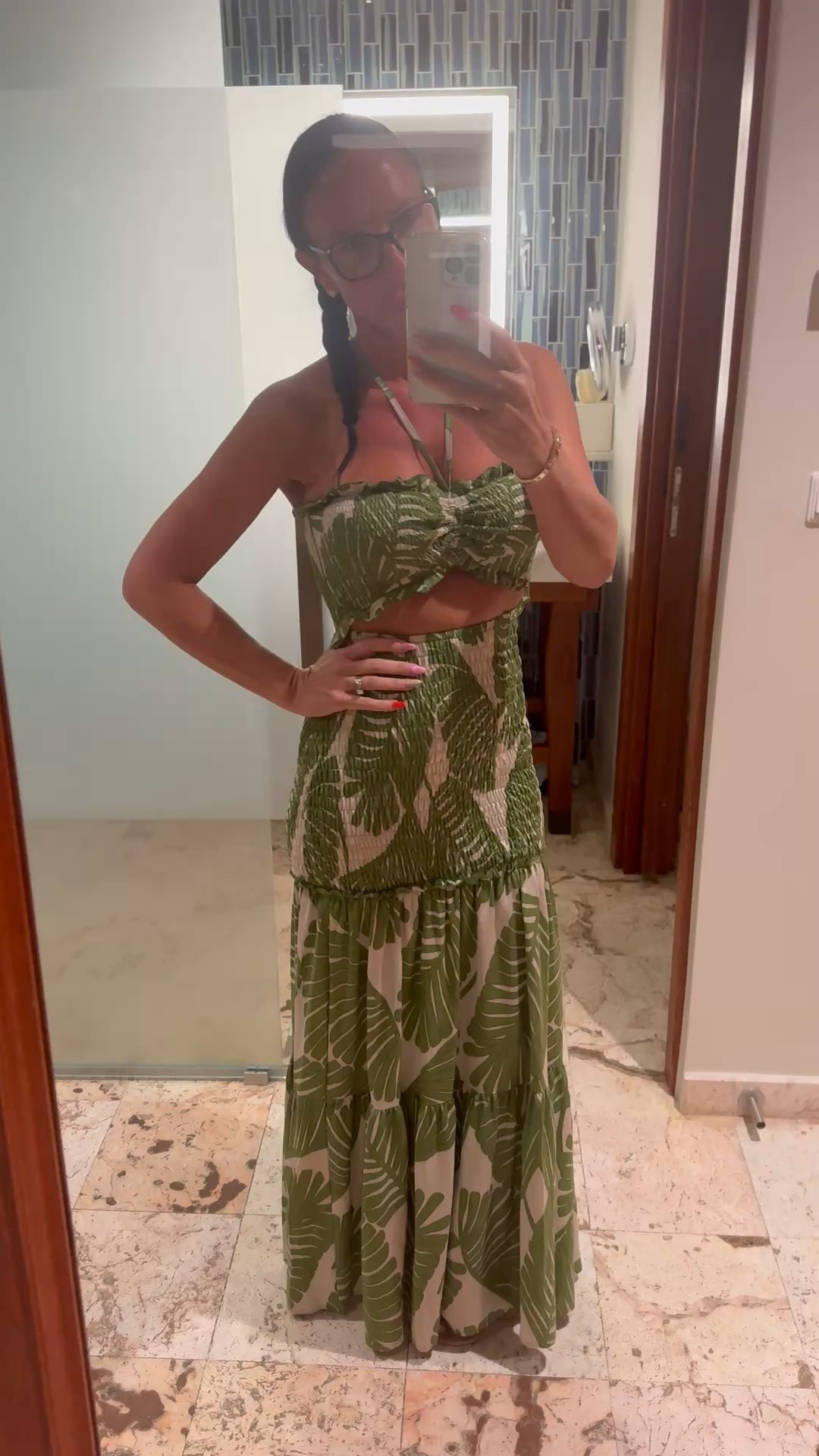 Tropical vibes only 🌿
This palm print dress was made for vacation dinners and beach sunsets.

#ltkitstyle #ltkfashion #ltkfinds #vacationstyle #resortwear #tropicalvibes #summeroutfit #beachstyle #amazonfashion #amazonfinds #ootd #momstyle #vacayoutfit #amazonoutfit #amazonfashionfinds #vacationlooks #islandstyle #styleinspo

#LTKFindsUnder50 #LTKTravel #LTKStyleTip