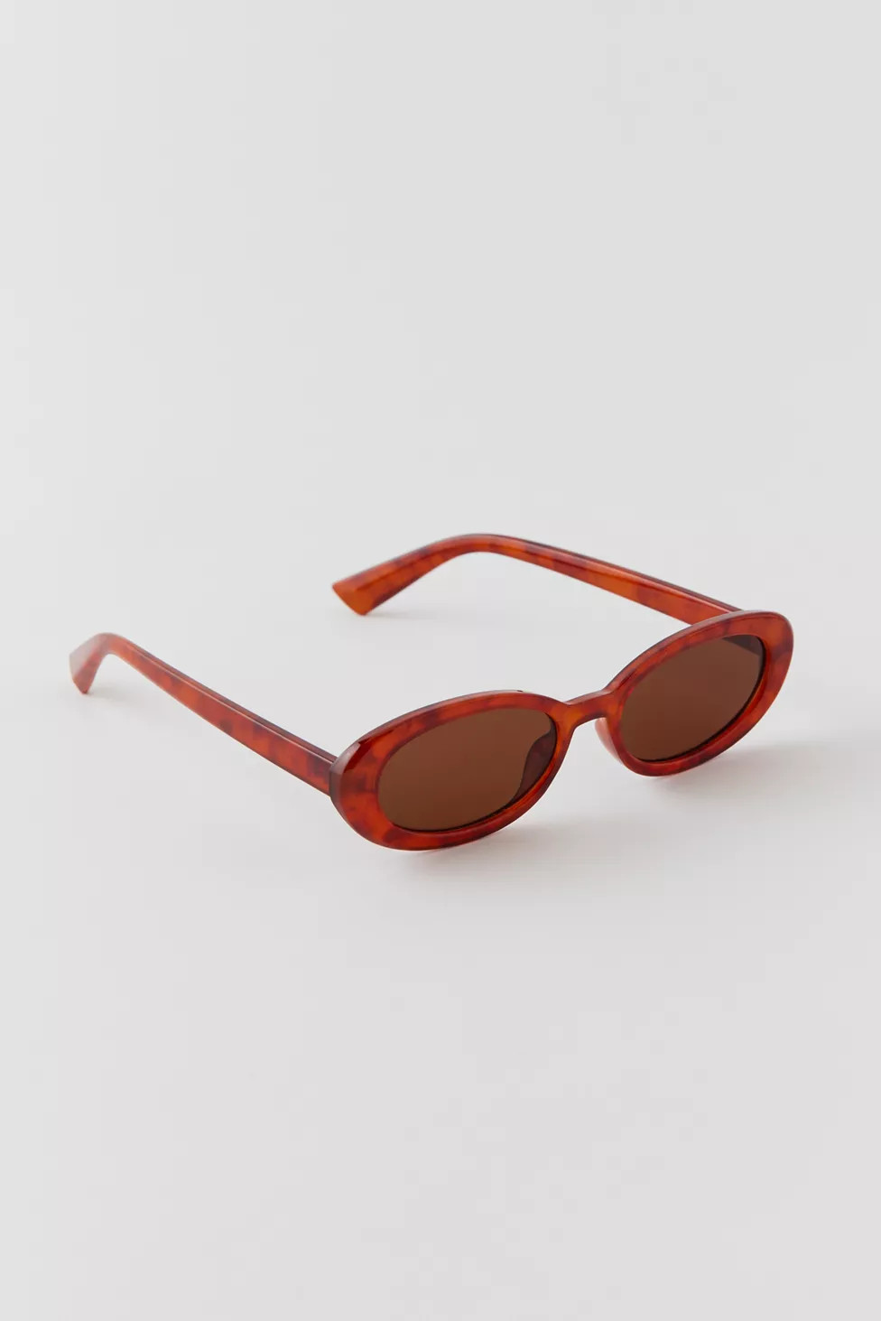UO Essential Oval Sunglasses | Urban Outfitters (US and RoW)