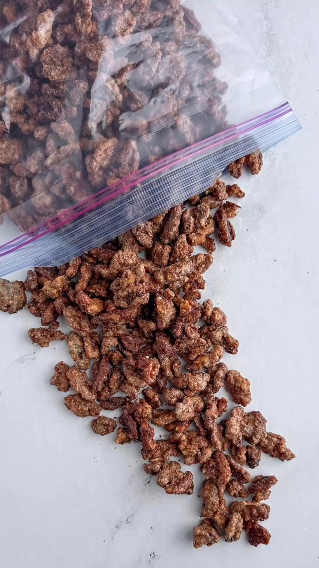 Spiced Walnuts, aka the MVP of my holiday season! For 5 minutes of prep and another 45 minutes of almost completely hands-off time in the oven you are rewarded with the most delicious, addictive batch of goodness to ever hit your mouth. They have a generous shelf life too, and there is almost nothing these beauties aren’t perfect for:

*party nosh
*hostess gift
*last minute teacher/coach/tutor gift
*salad topping
*dessert topping (cake/ice cream/you name it)
*charcuterie board

Scales up and down beautifully too – I used @selefina.spices ground cinnamon and allspice but switch it up however you like! Want to make these for yourself? Comment “recipe” and I’ll send the link your way!