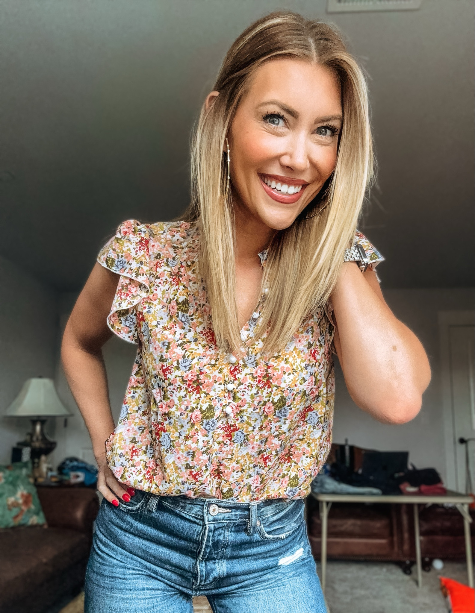 New Amazon floral blouse! Wearing a medium!

#LTKfindsunder50 #LTKstyletip #LTKbeauty