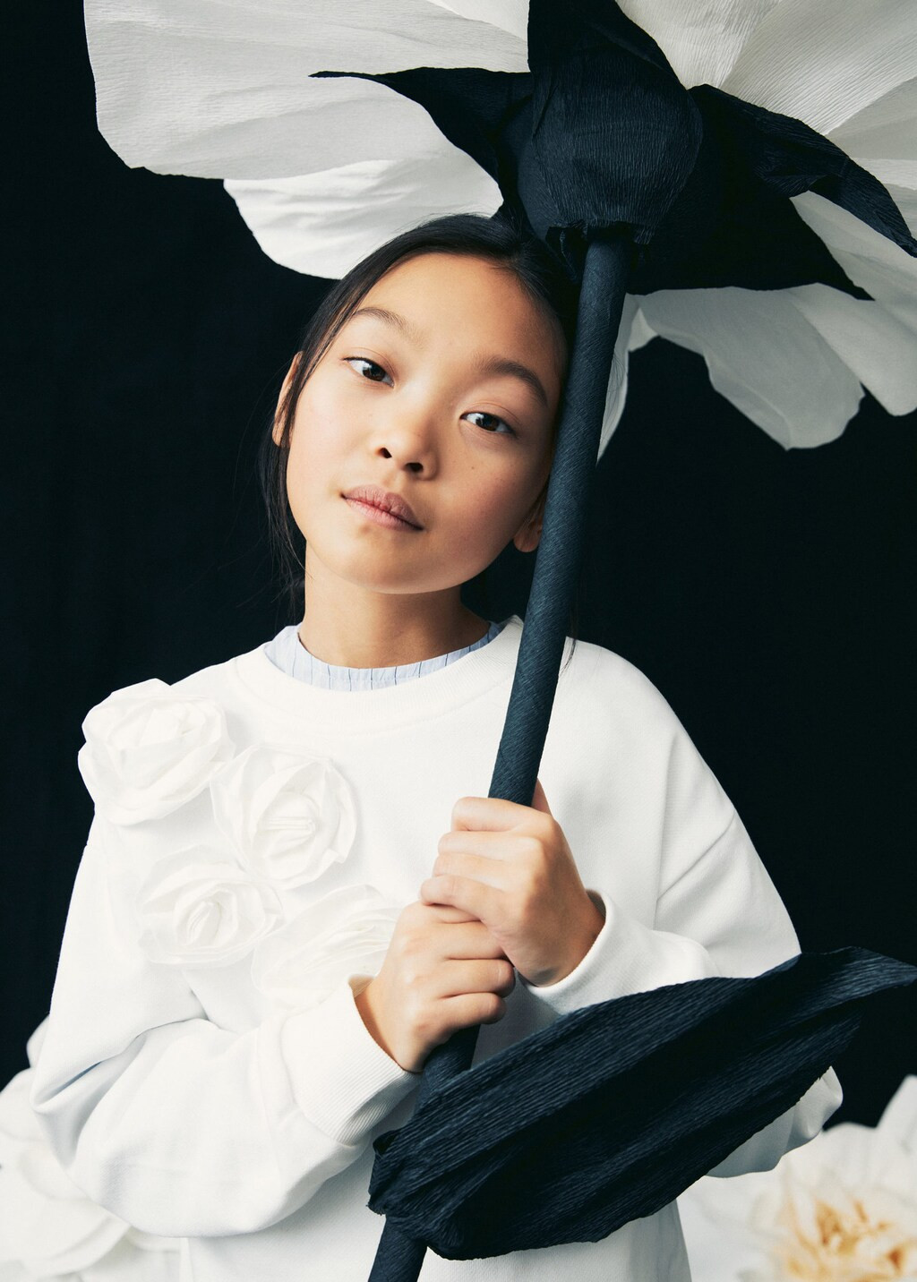 Sweatshirt mit relief-blumenmotiv -  Mädchen | Mango Kids Deutschland | MANGO (DE)