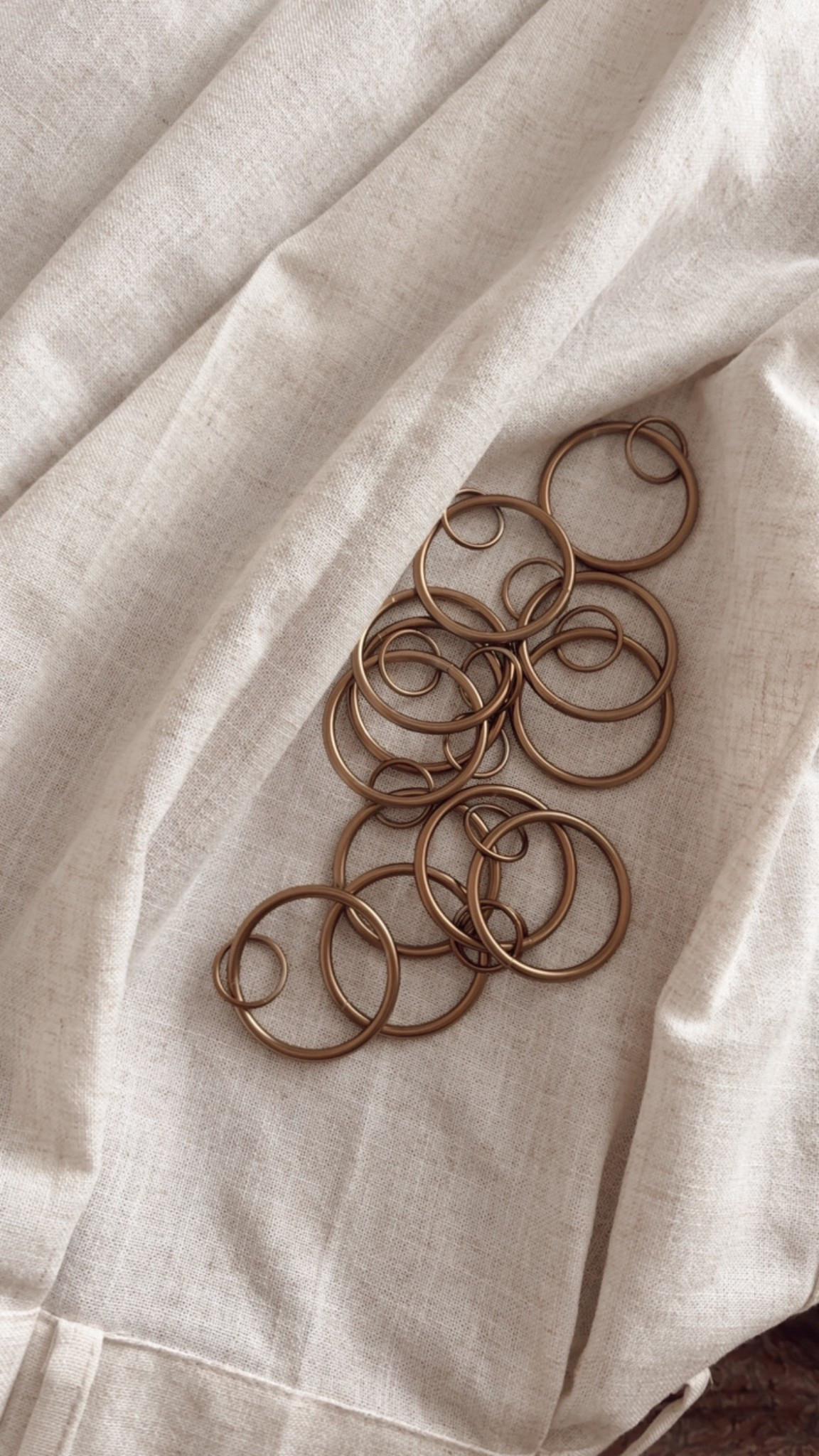 Linen belnad curtains with pinch pleats from Amazon. Brass curtain rod and rings. 

#LTKHome